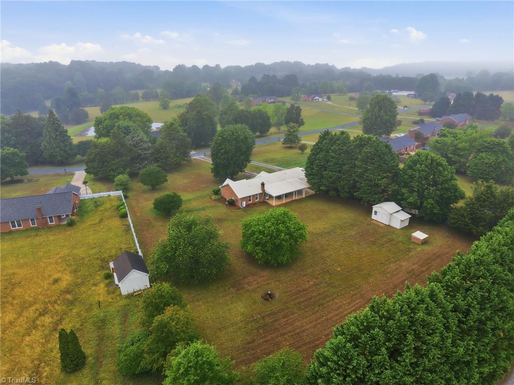5200 Robin Lane