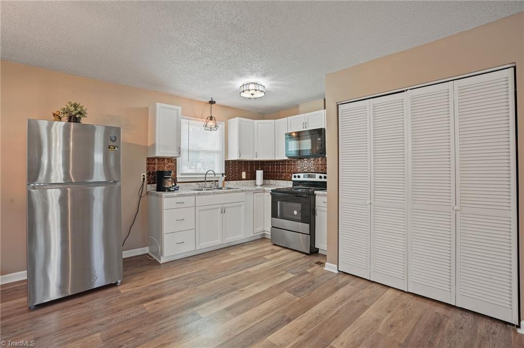 5006 Woodsboro Lane, Winston-Salem