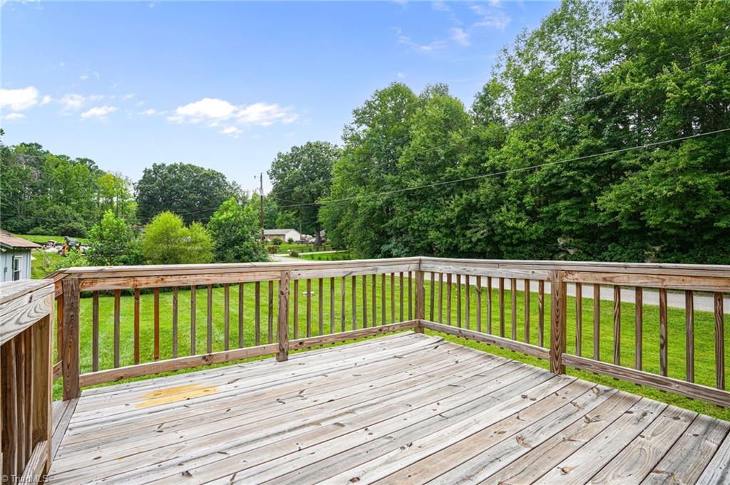 5006 Woodsboro Lane, Winston-Salem