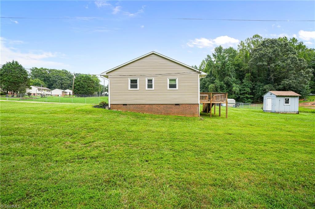 5006 Woodsboro Lane, Winston-Salem