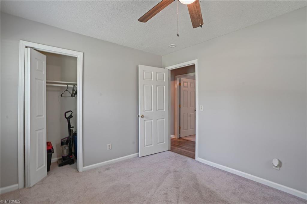 5006 Woodsboro Lane, Winston-Salem