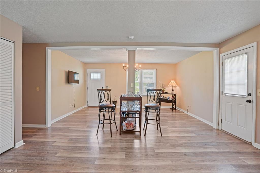 5006 Woodsboro Lane, Winston-Salem