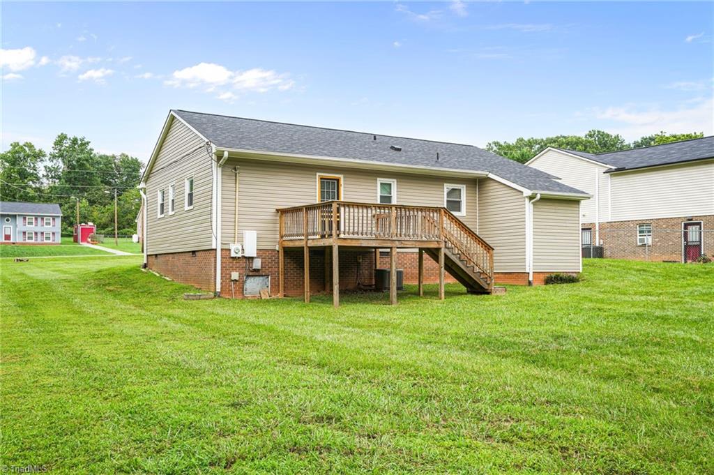 5006 Woodsboro Lane, Winston-Salem