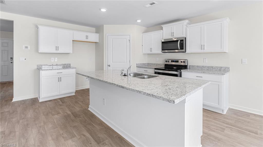 1584 String Drive, Winston-Salem