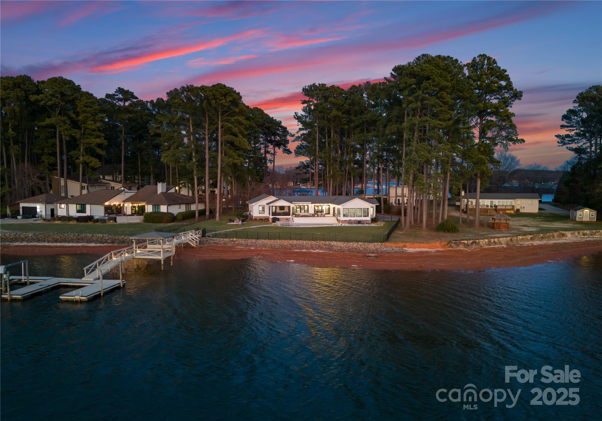 111 Breezeview Place