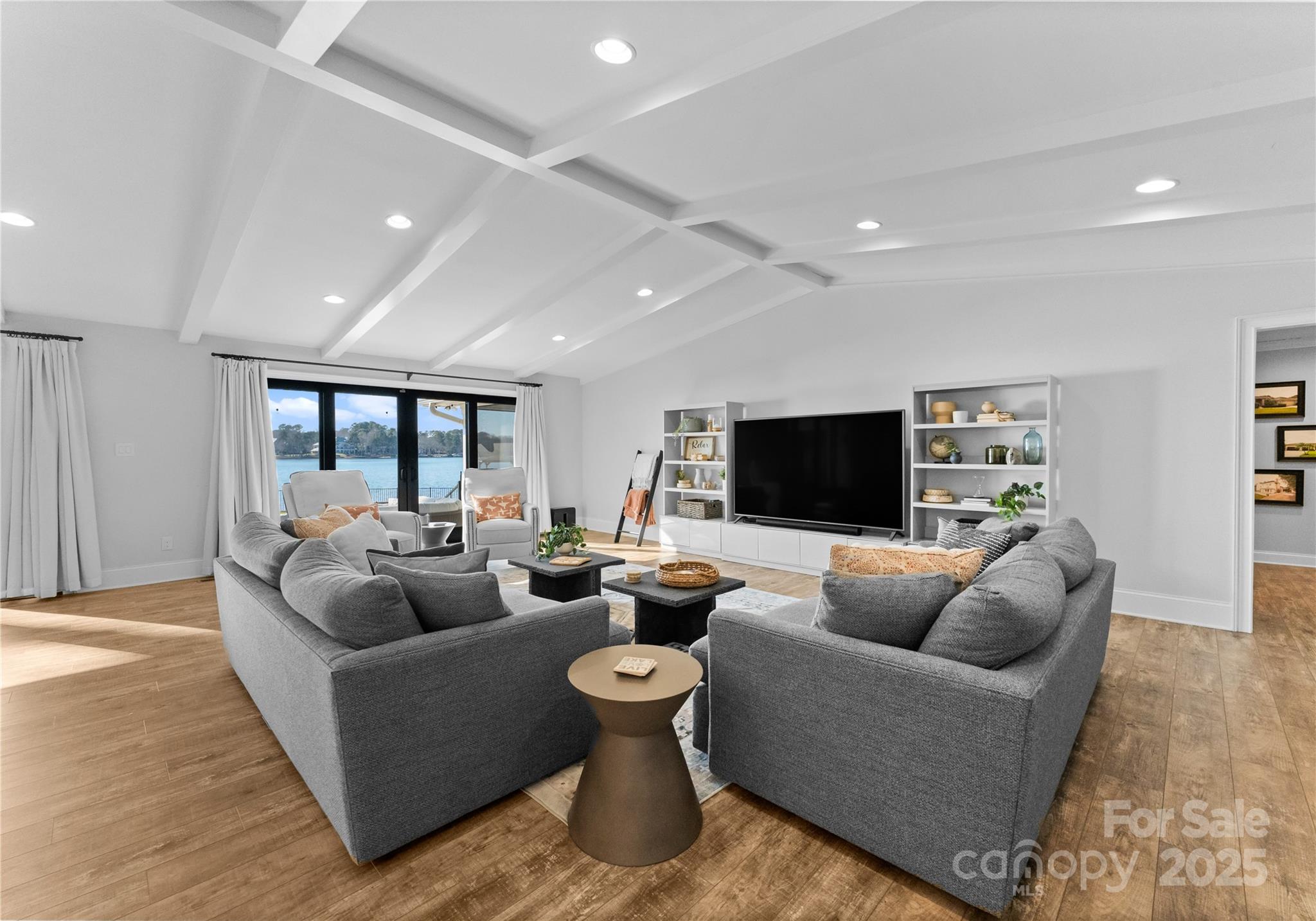 111 Breezeview Place