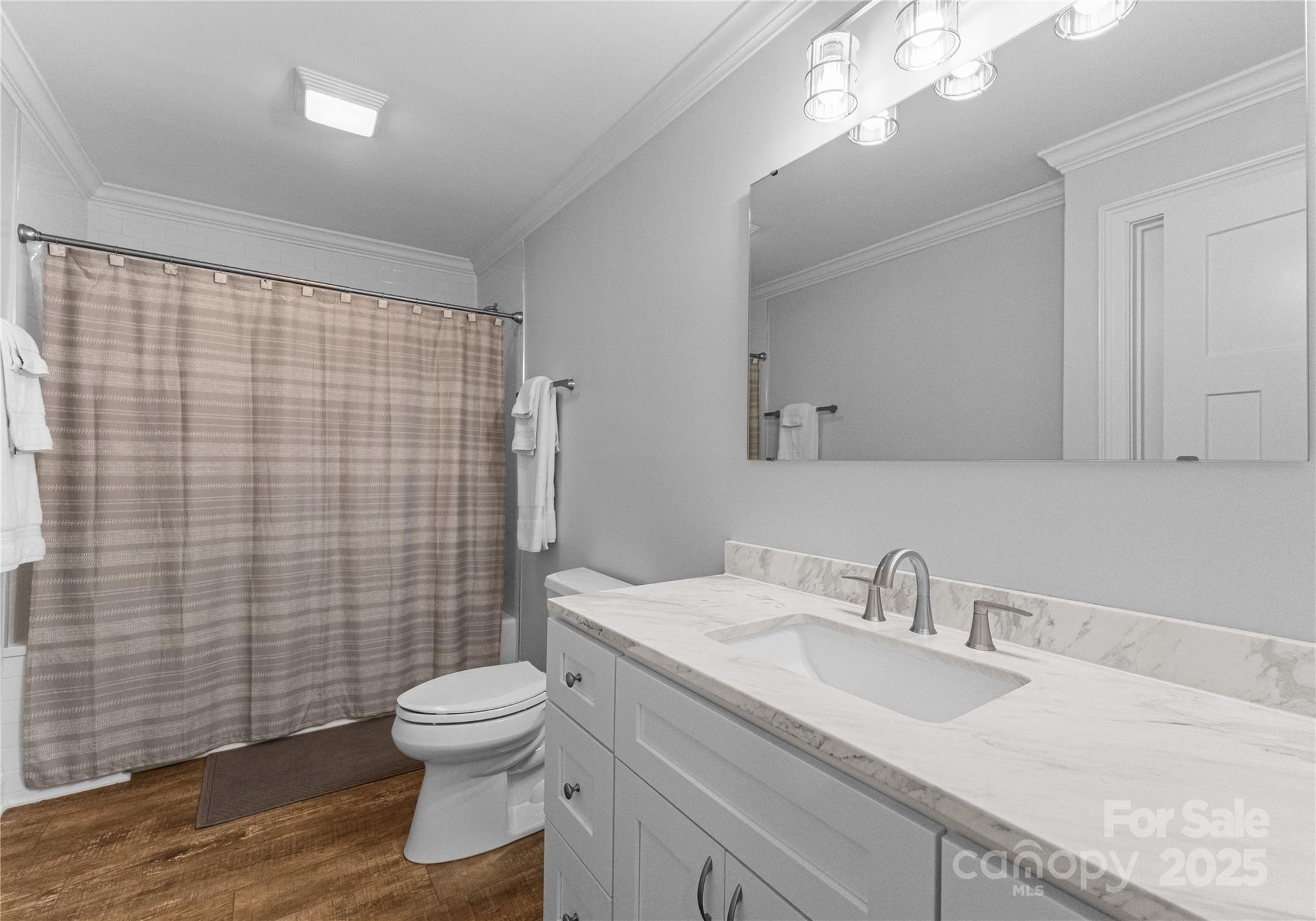 111 Breezeview Place