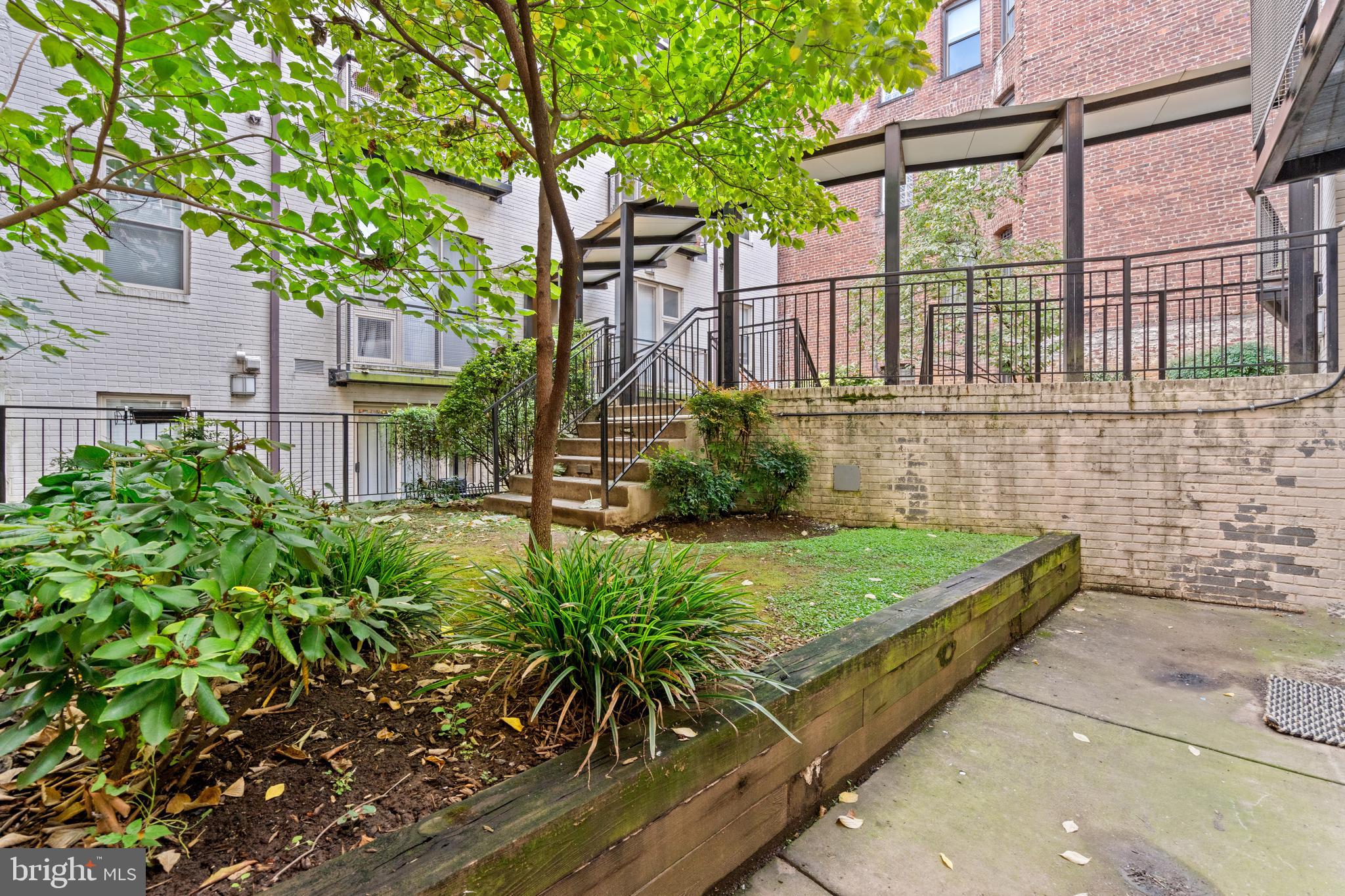 1421 CHAPIN STREET NW 102