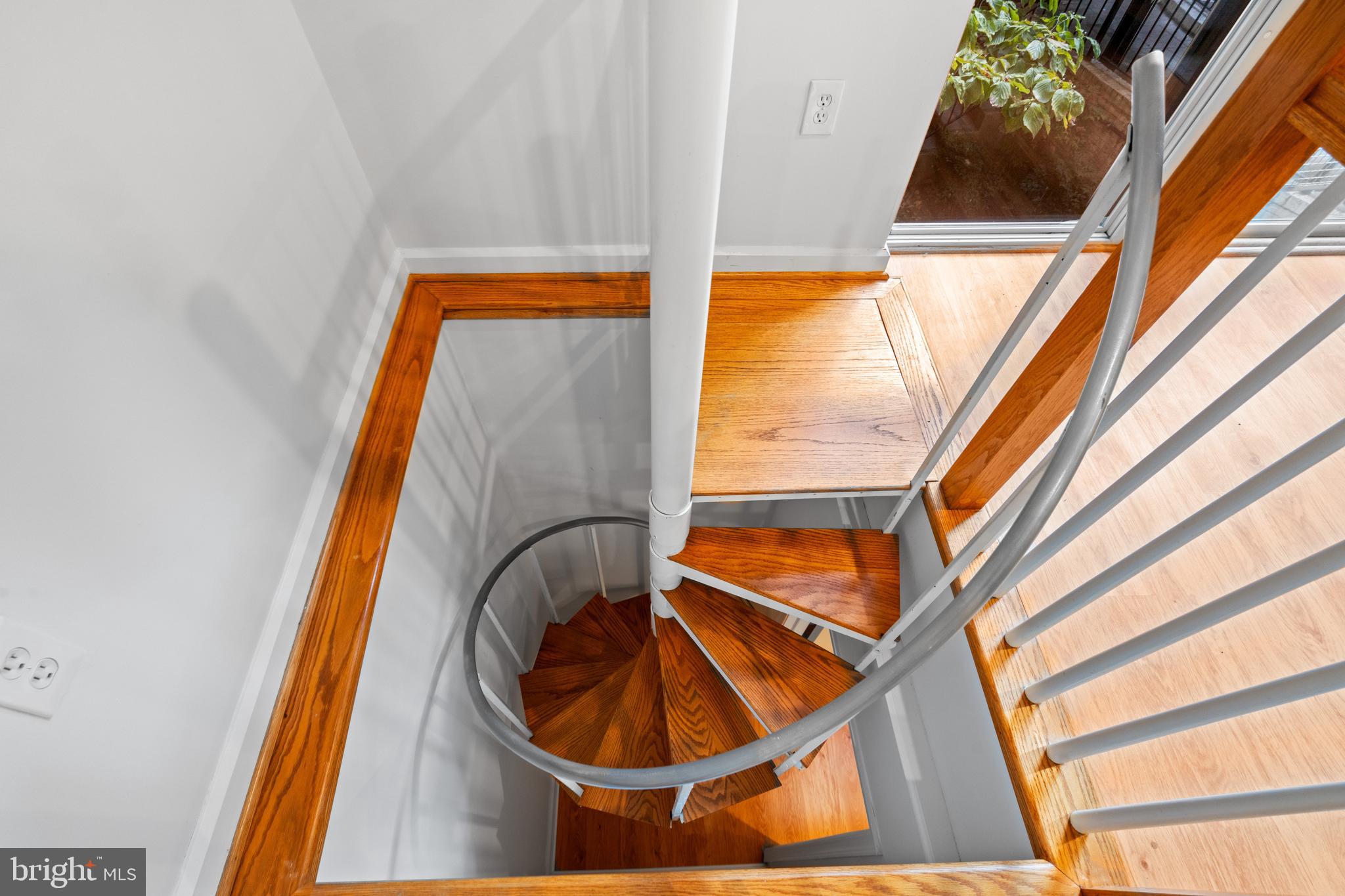 1421 CHAPIN STREET NW 102