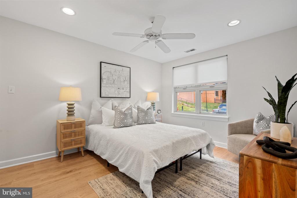 1421 CHAPIN STREET NW 102