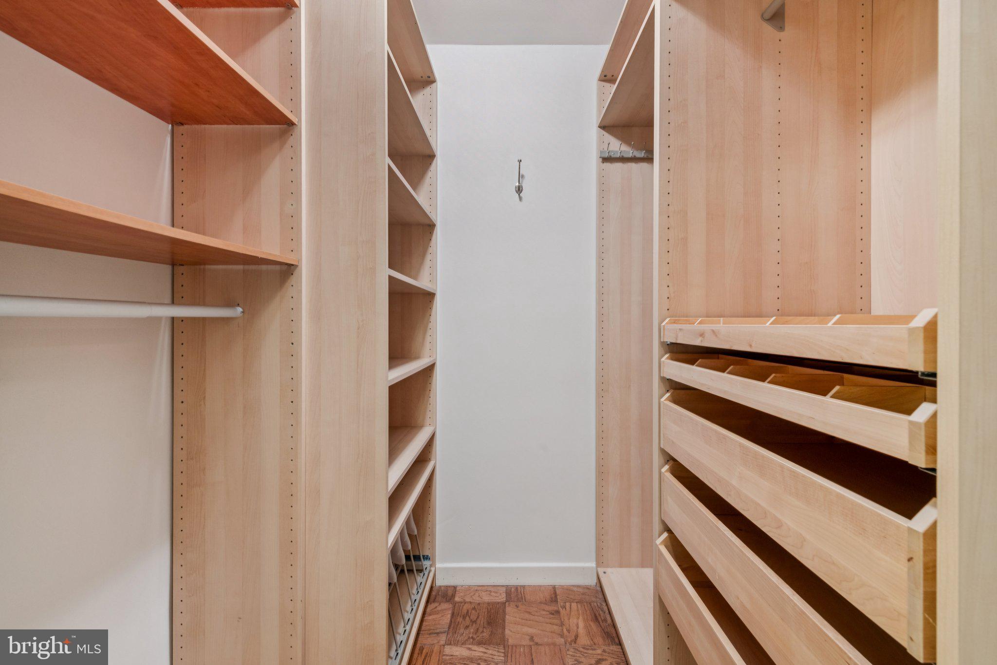 4100 CATHEDRAL AVENUE NW 406