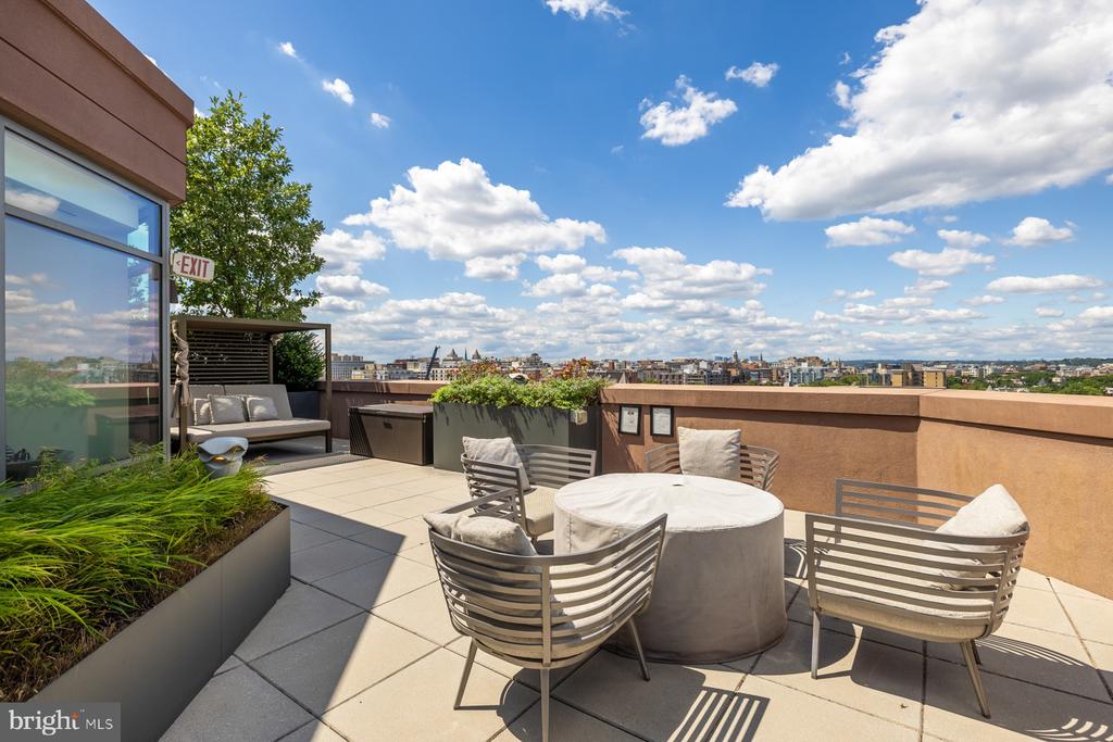 810 O STREET NW 809