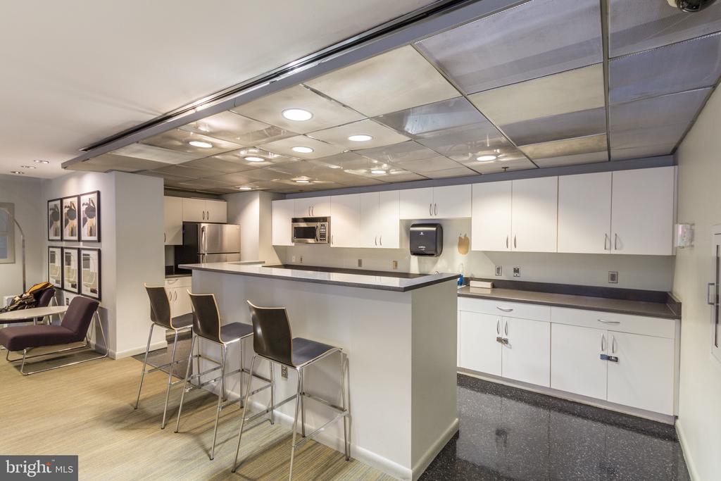 1300 N STREET NW Unit: 408