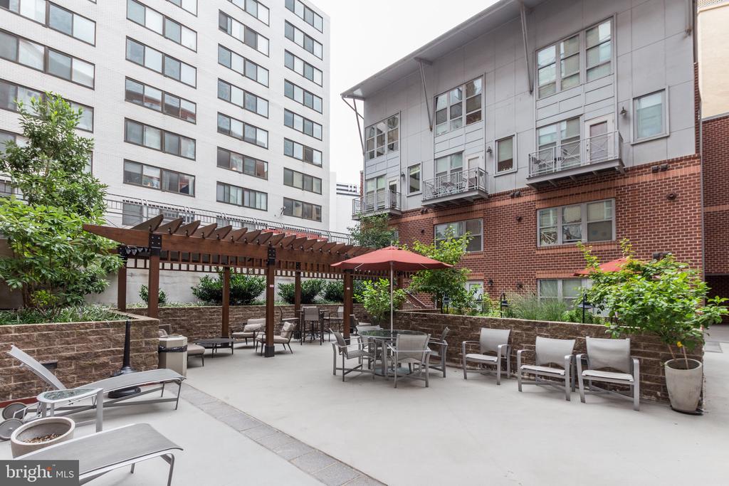1300 N STREET NW Unit: 408