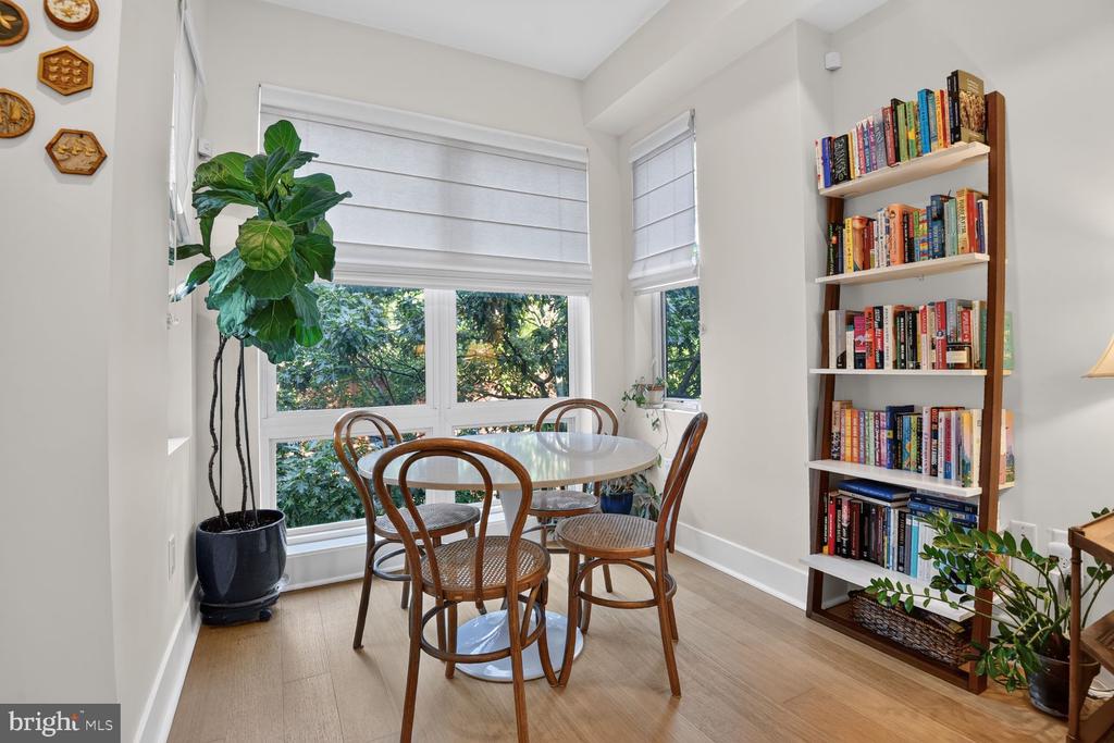 11 15TH STREET NE Unit: 8