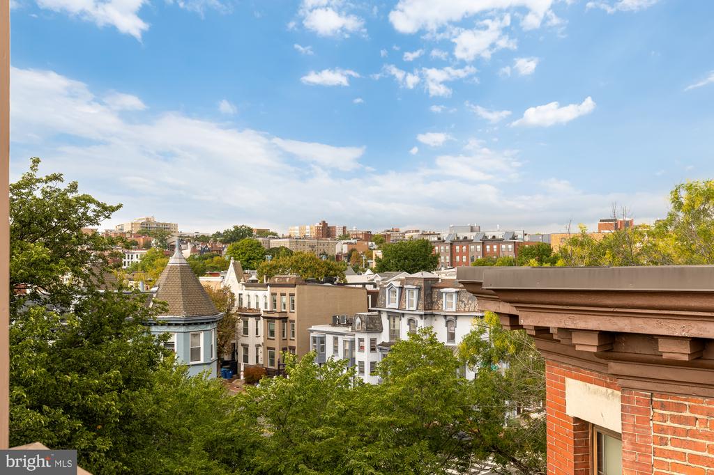 1935 17TH STREET NW Unit: 5