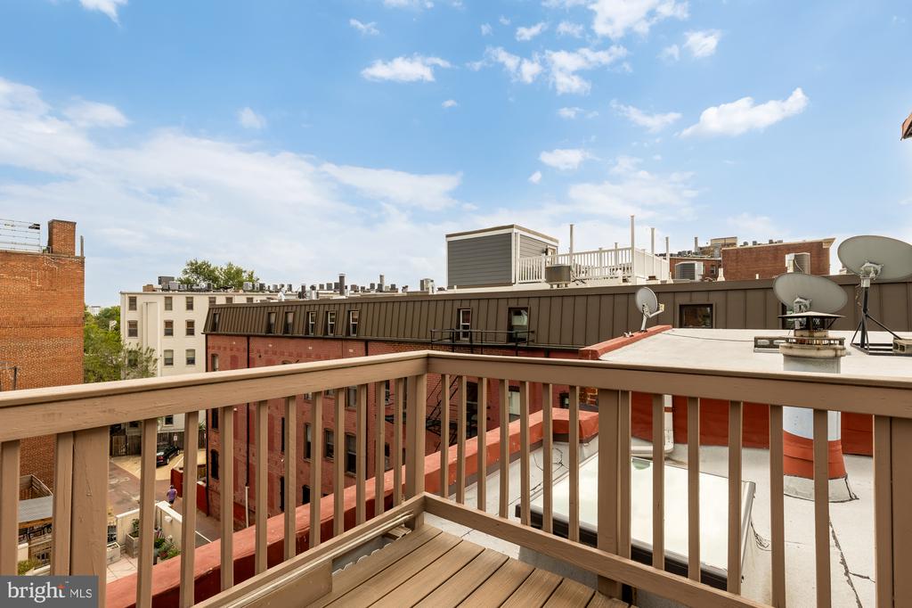 1935 17TH STREET NW Unit: 5