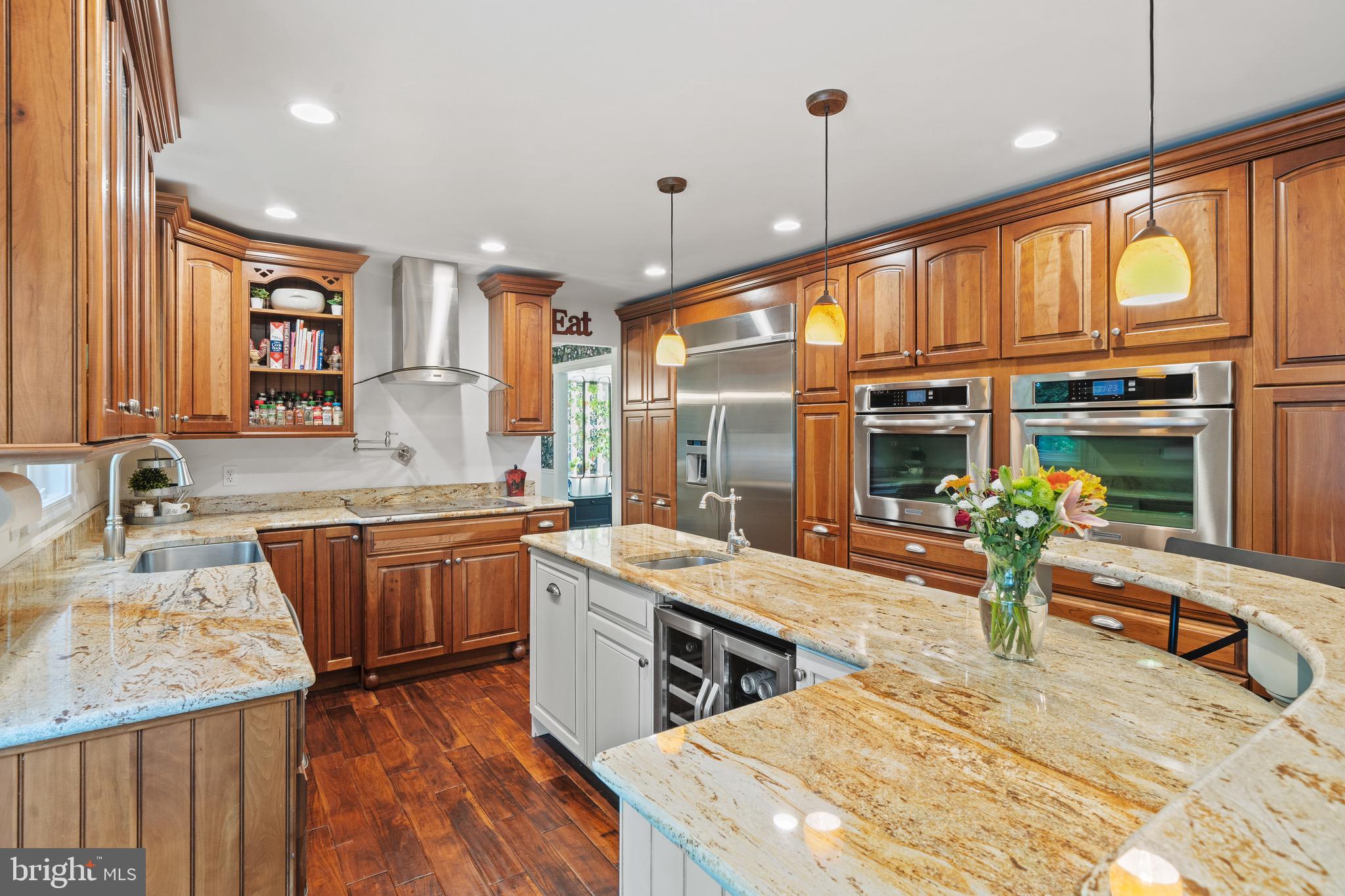 11204 LONGWOOD GROVE DRIVE