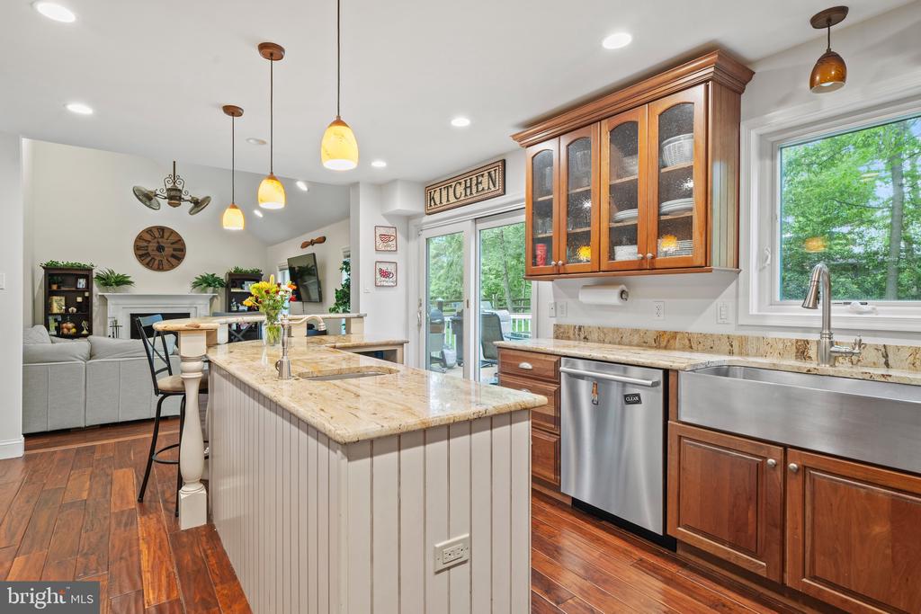 11204 LONGWOOD GROVE DRIVE