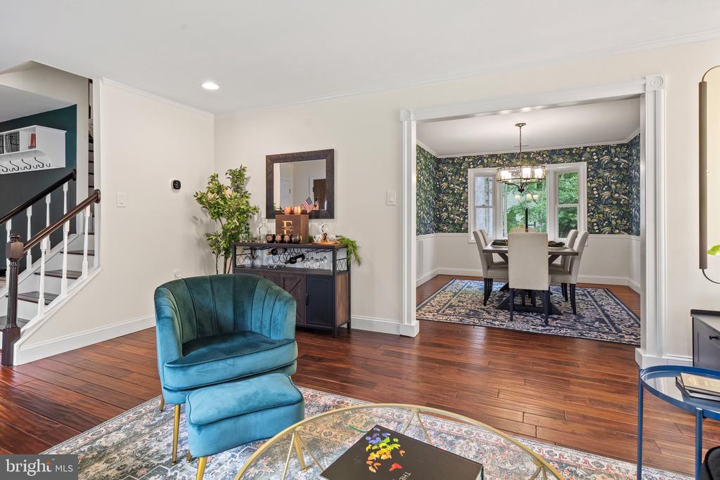 11204 LONGWOOD GROVE DRIVE