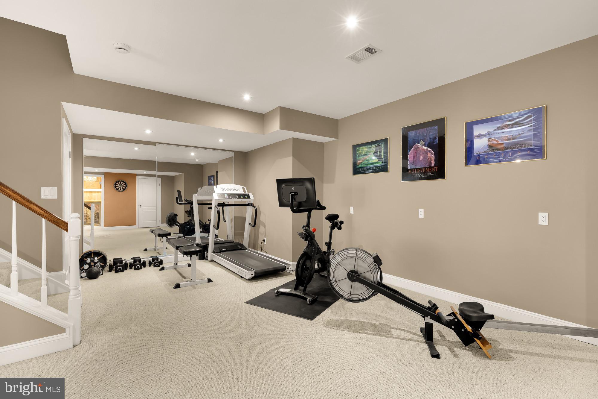 1257 NEW BEDFORD LANE