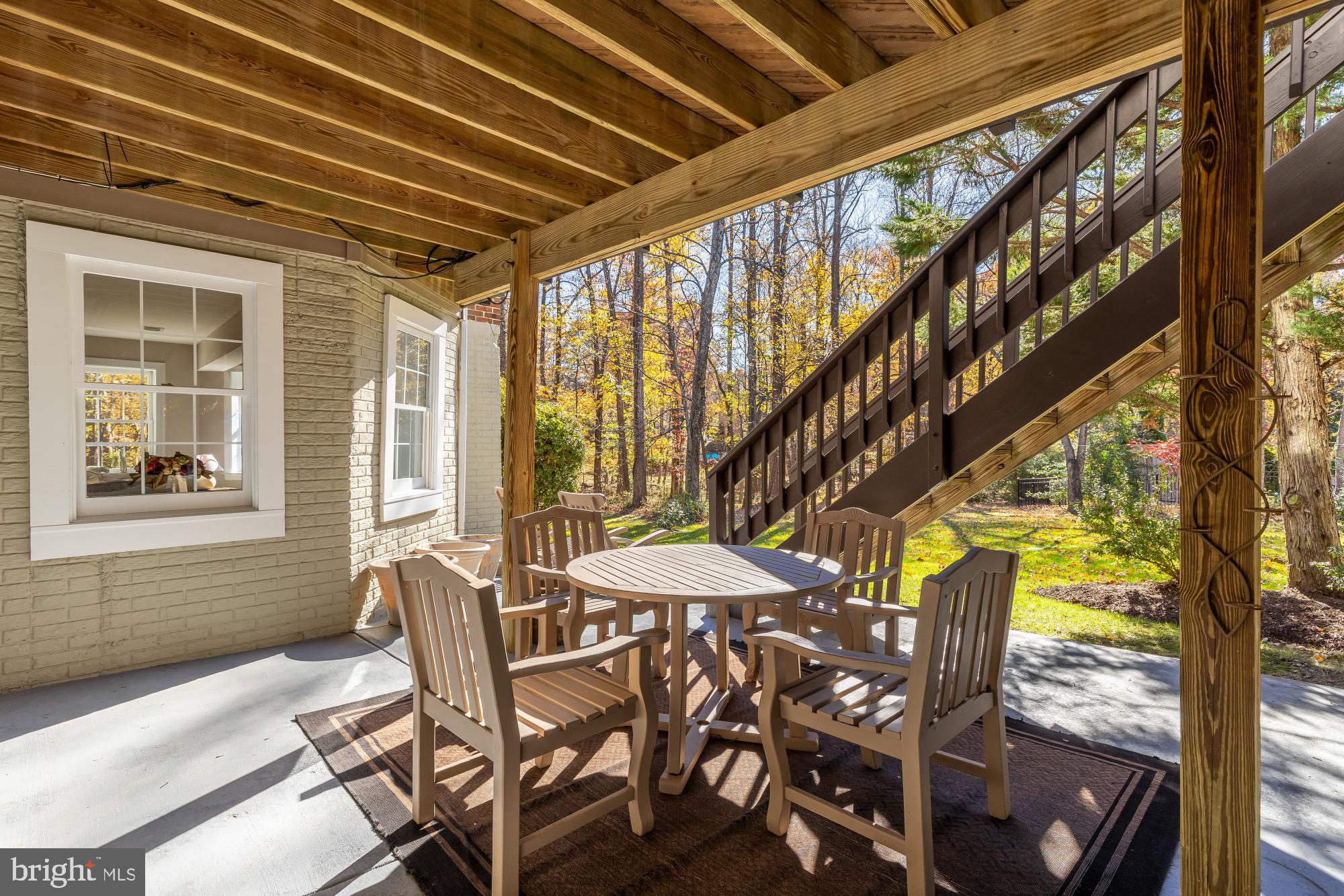 1257 NEW BEDFORD LANE