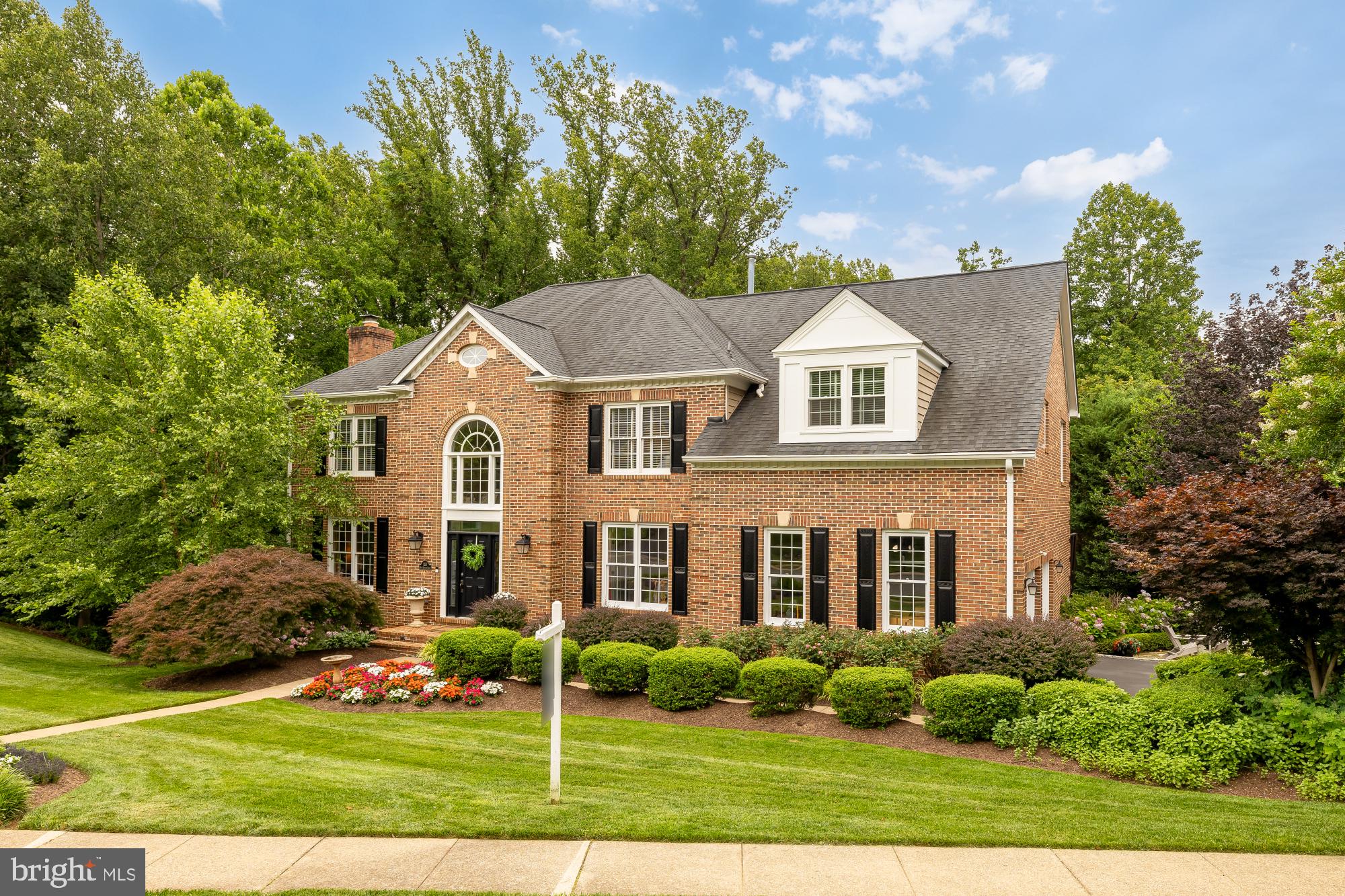 1257 NEW BEDFORD LANE