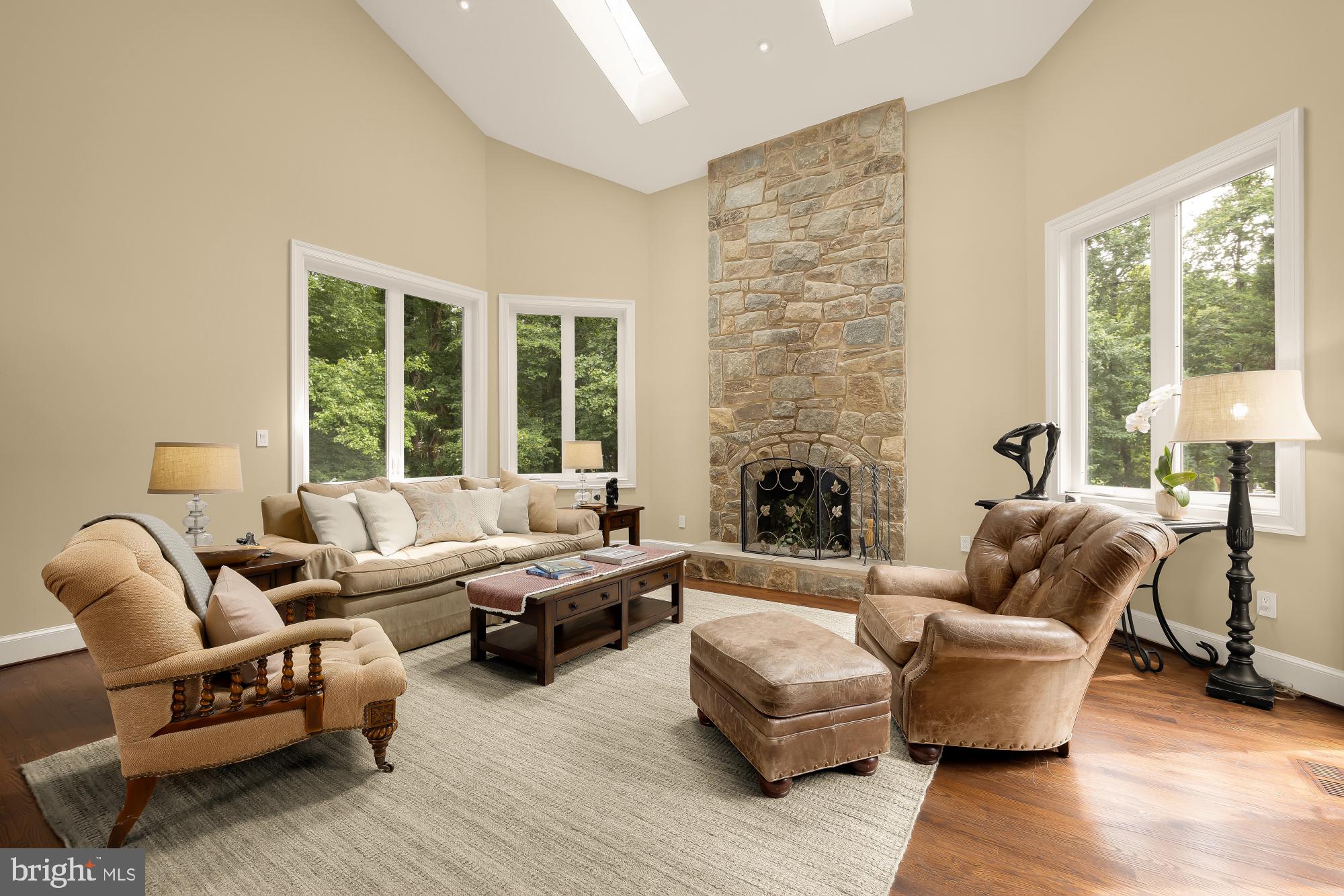 1257 NEW BEDFORD LANE