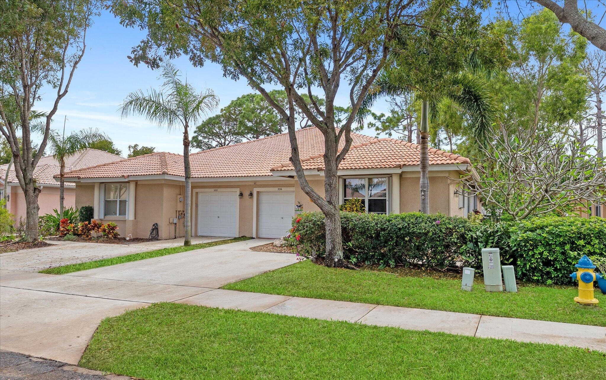 336 W Coral Trace Circle
