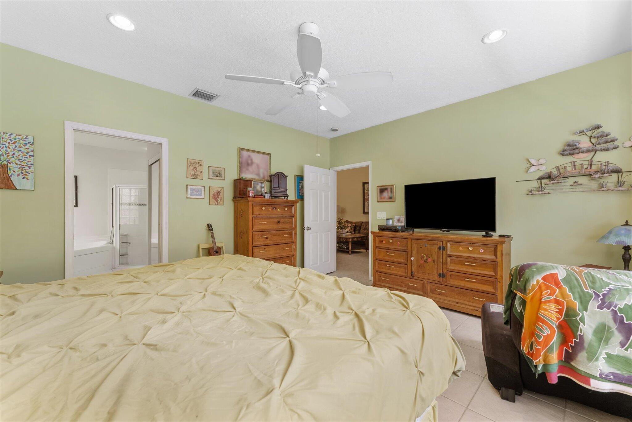 336 W Coral Trace Circle