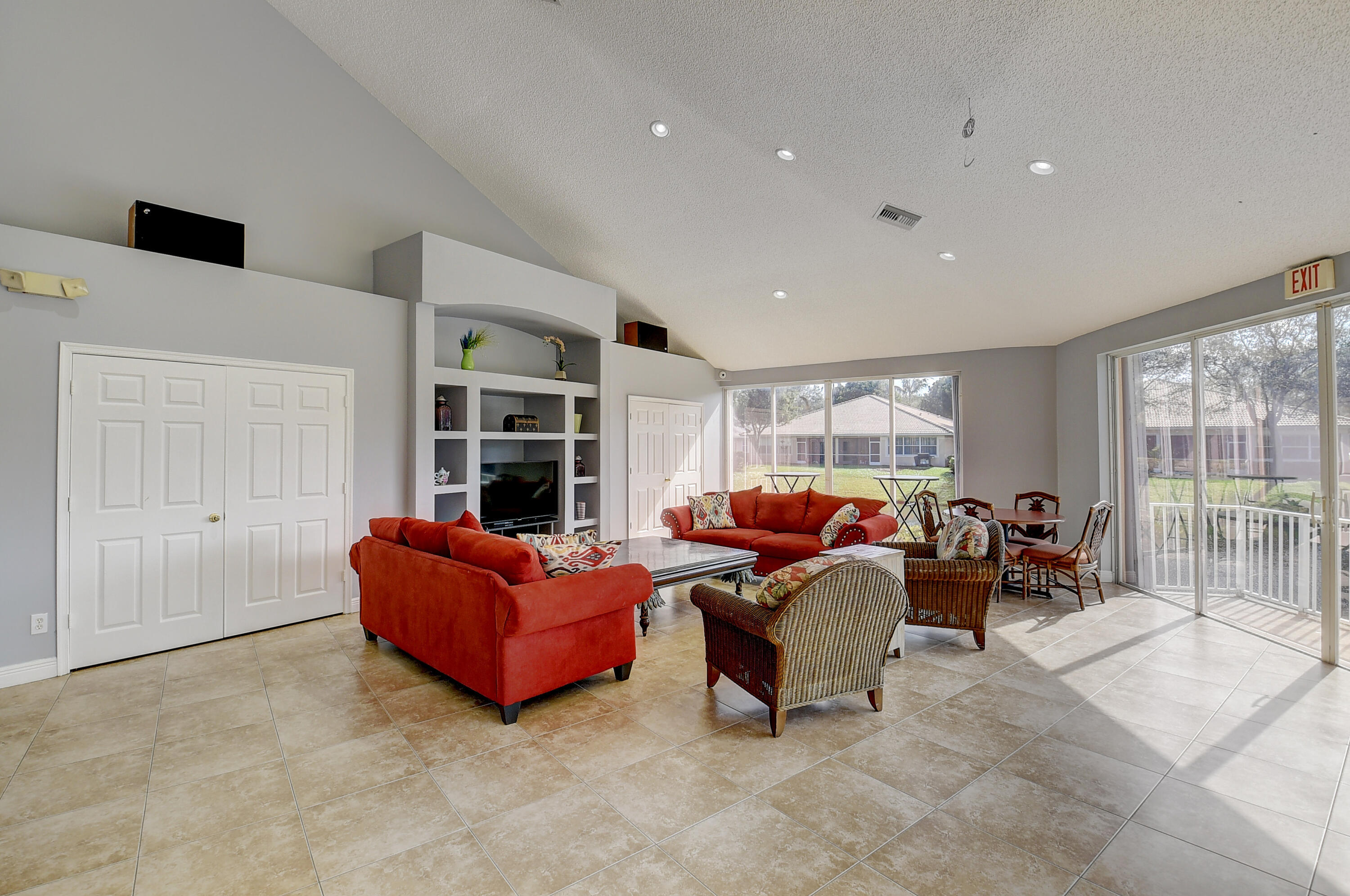 336 W Coral Trace Circle