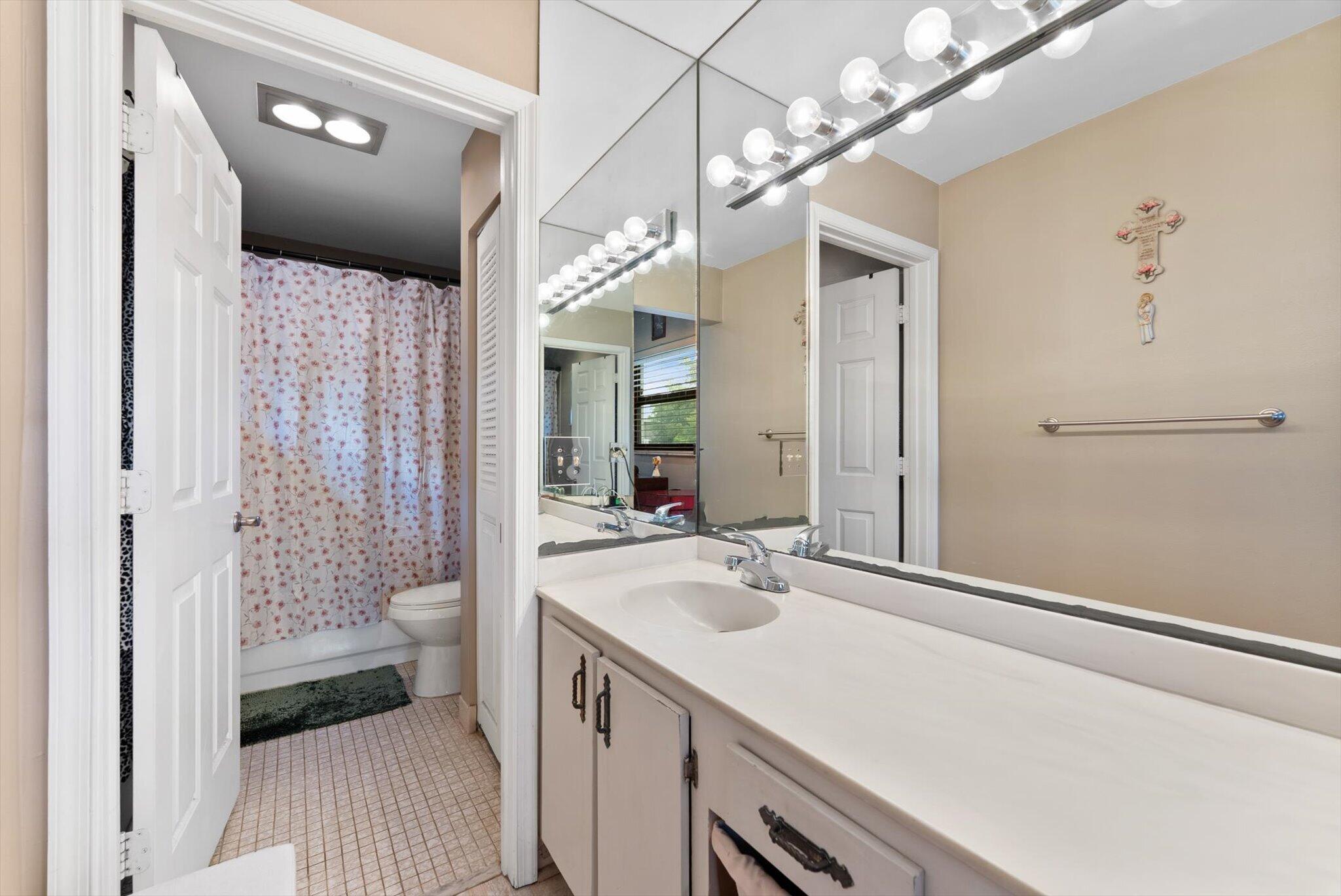3122 SW 20th Terrace 25b2