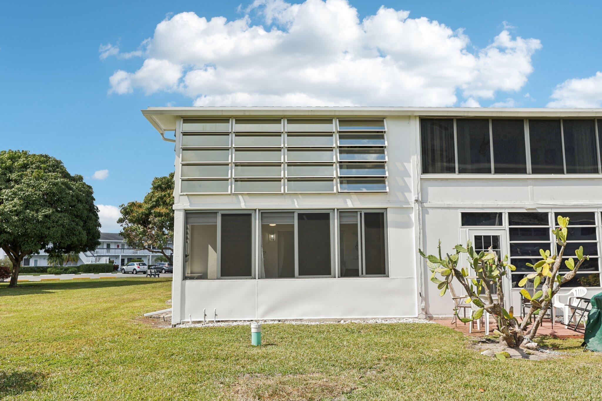 125 Oakridge J 125