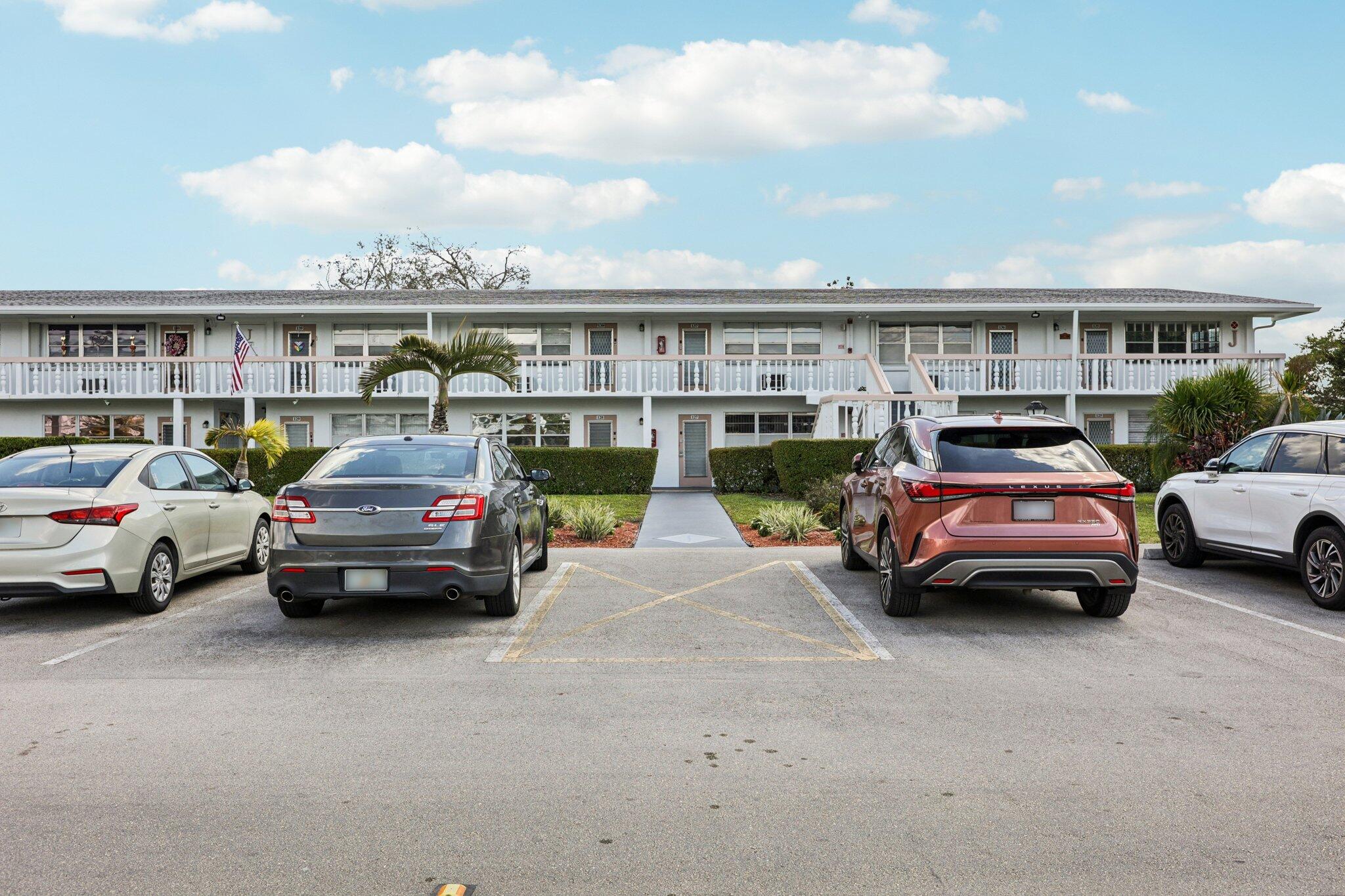 125 Oakridge J 125