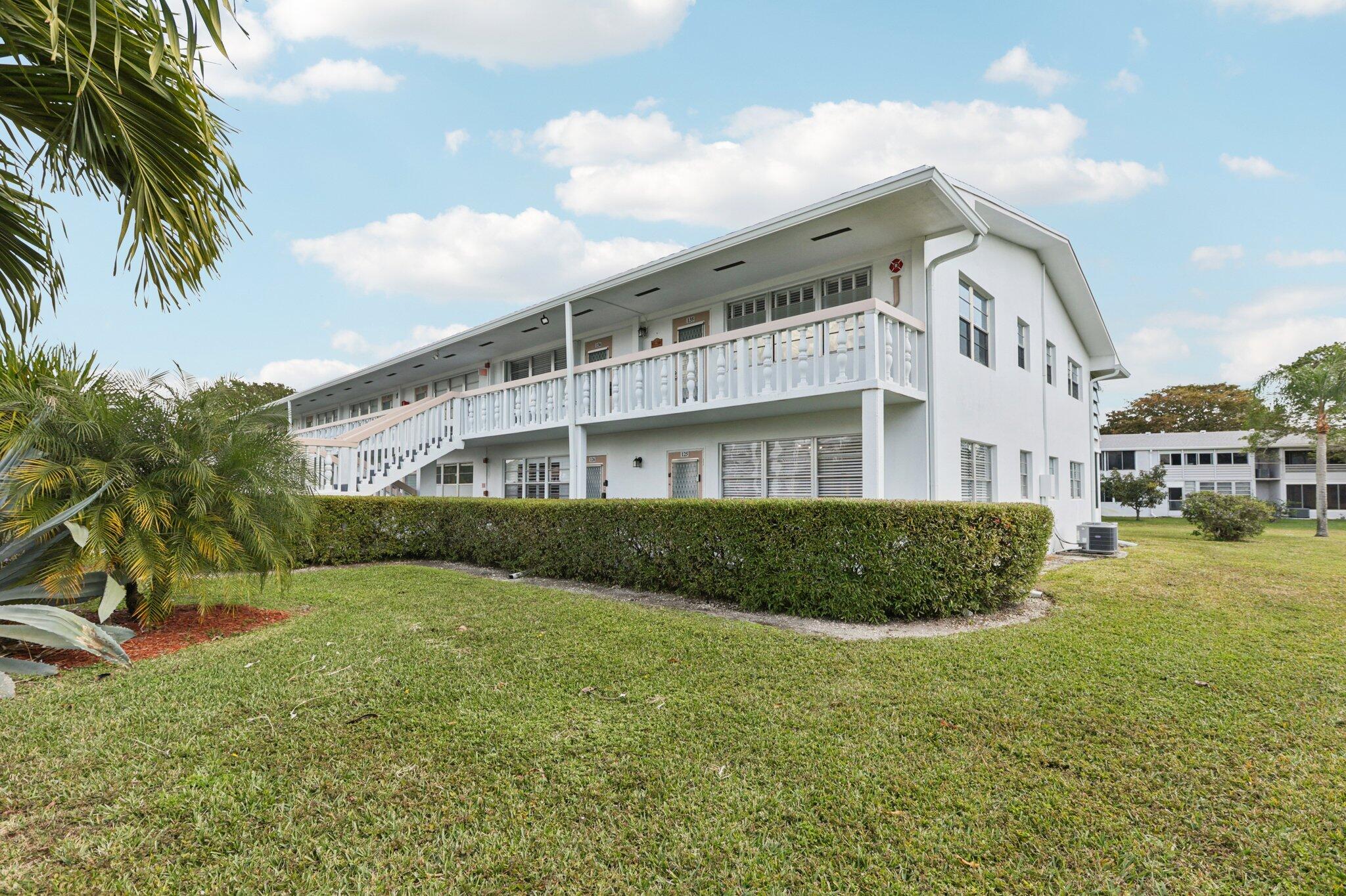125 Oakridge J 125