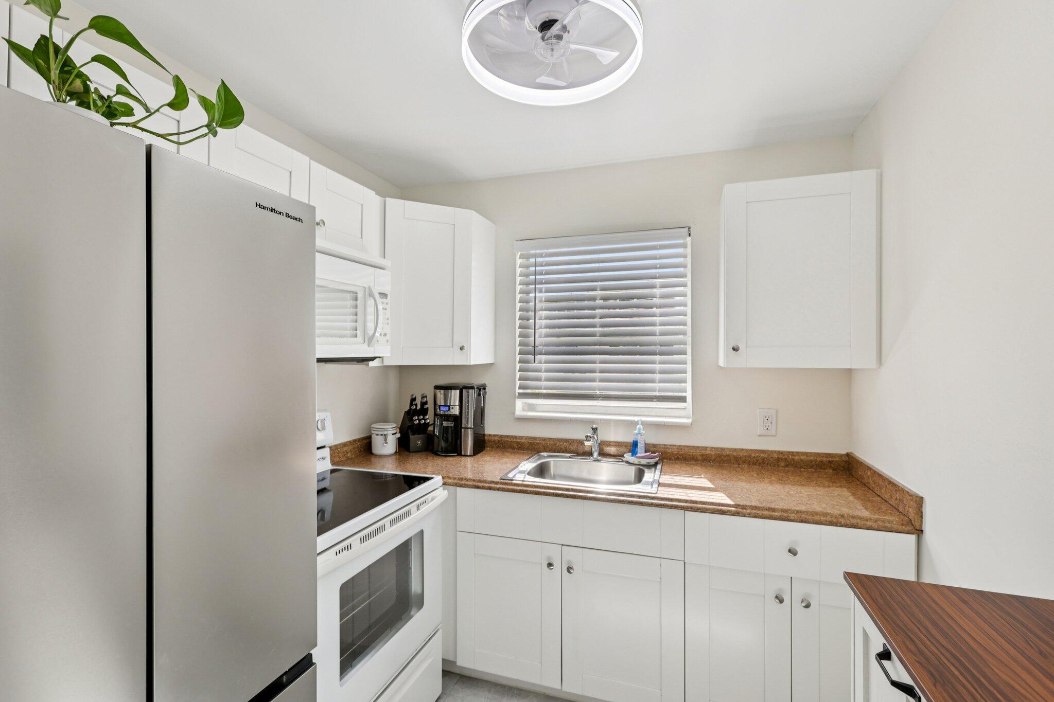 125 Oakridge J 125