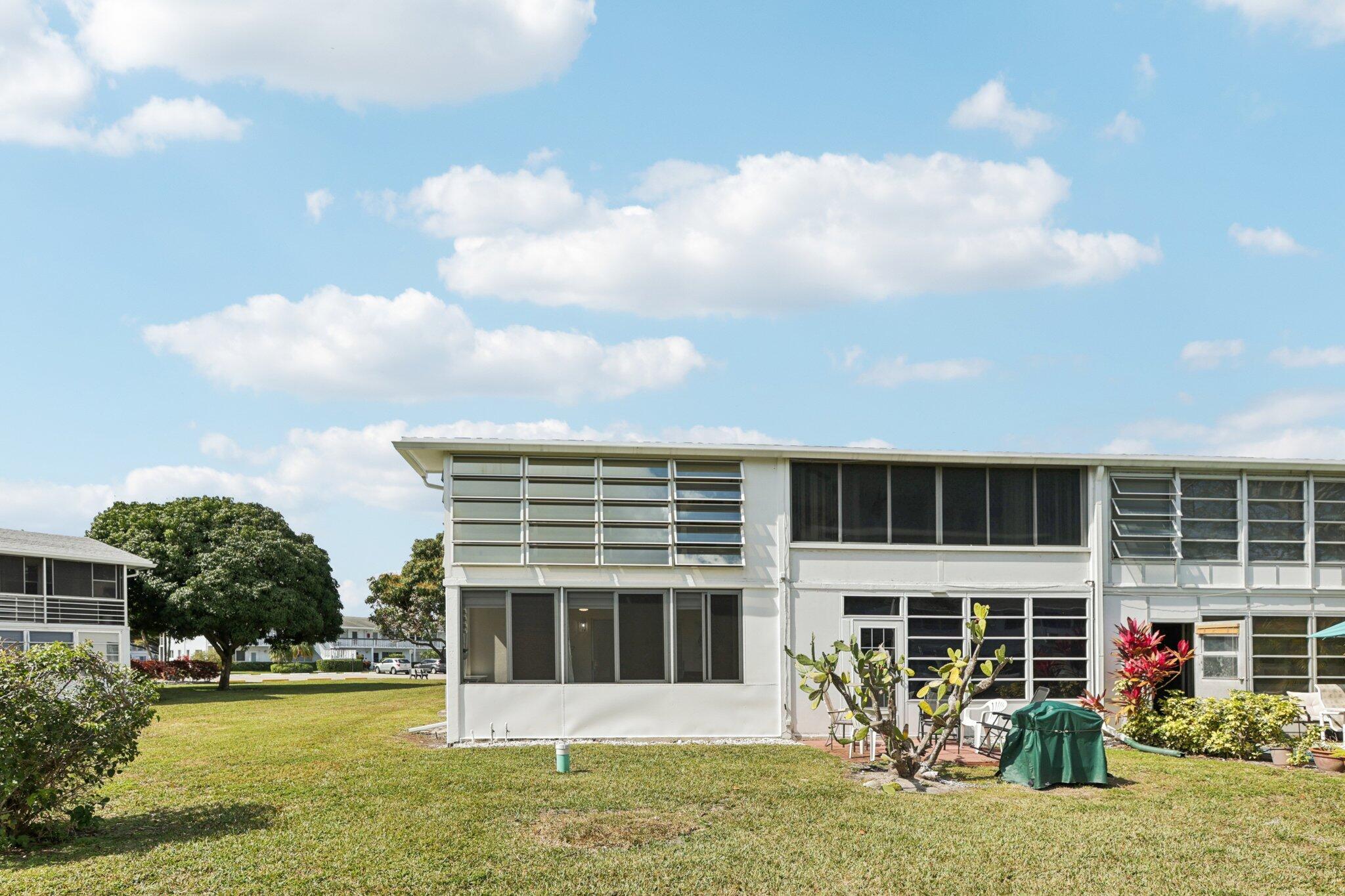 125 Oakridge J 125