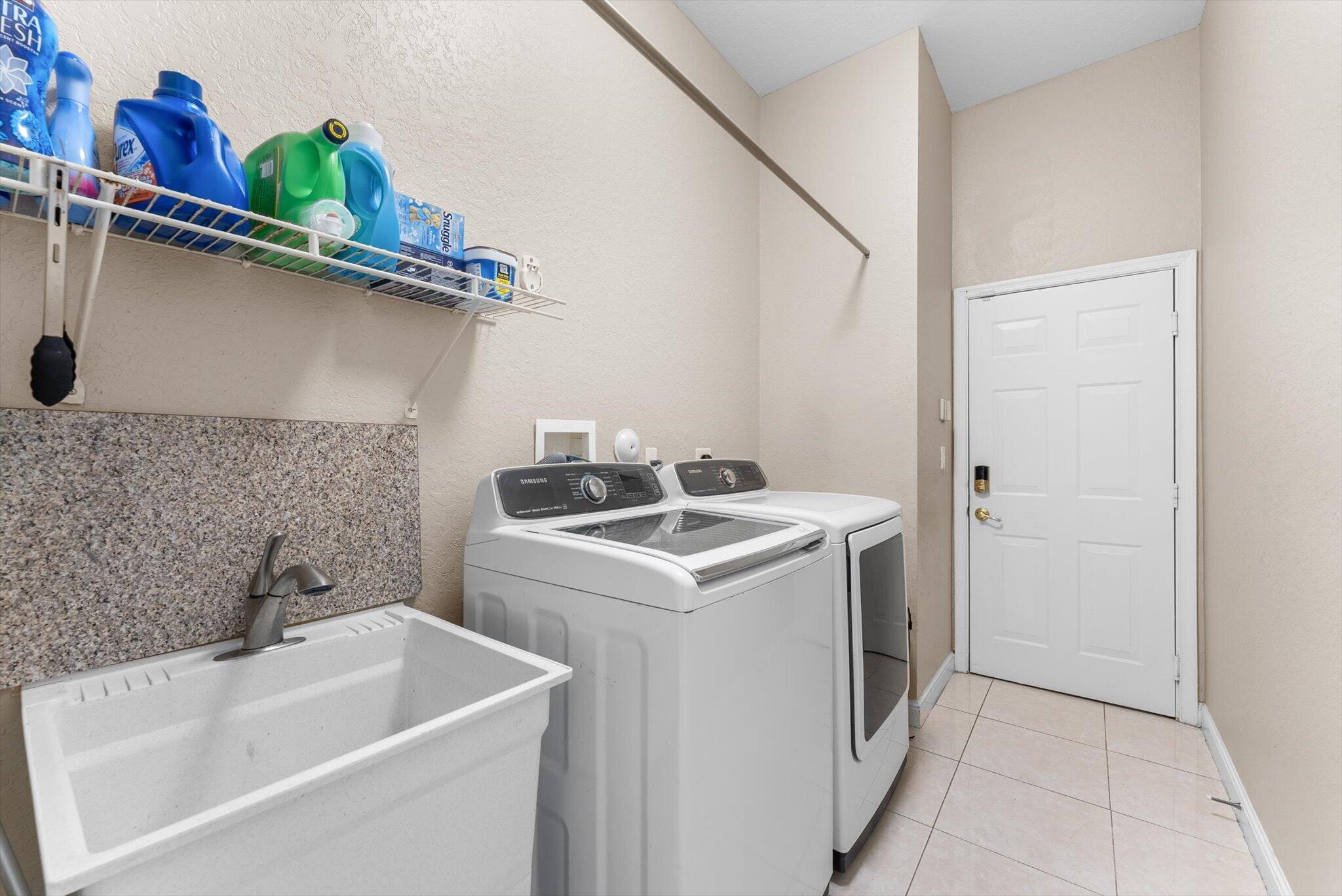 12420 NW 50th Place