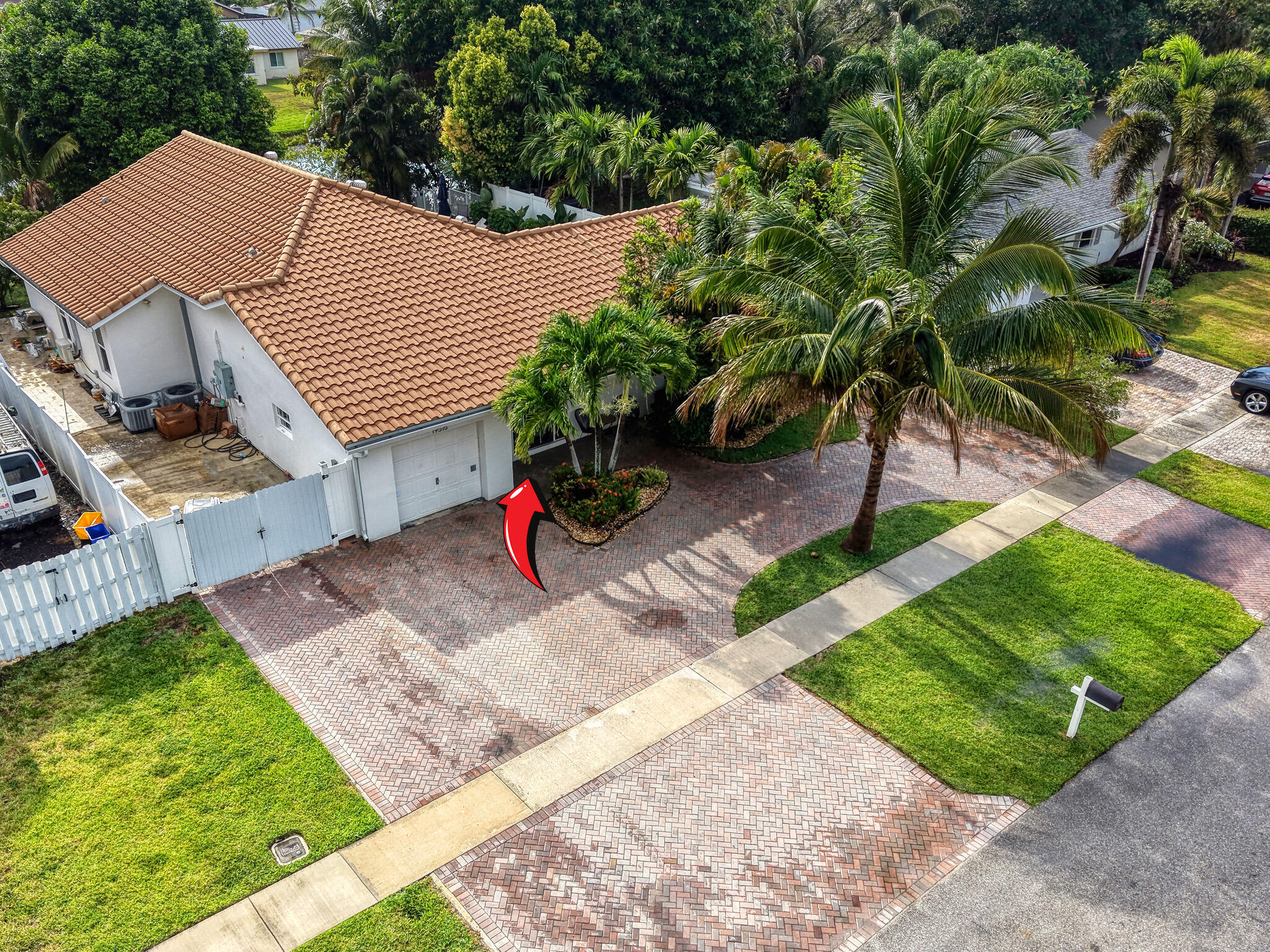19515 Carolina Circle