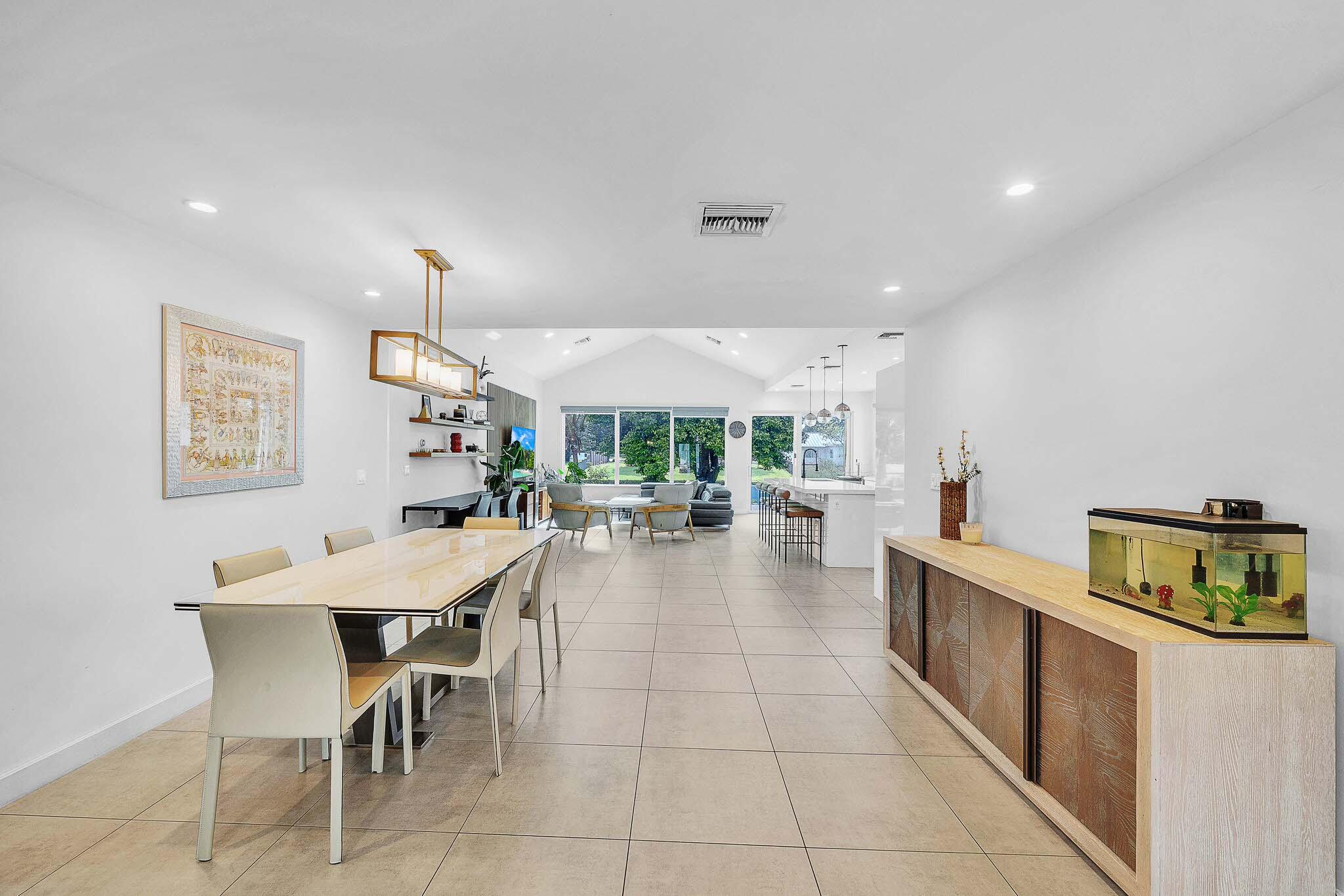 19515 Carolina Circle