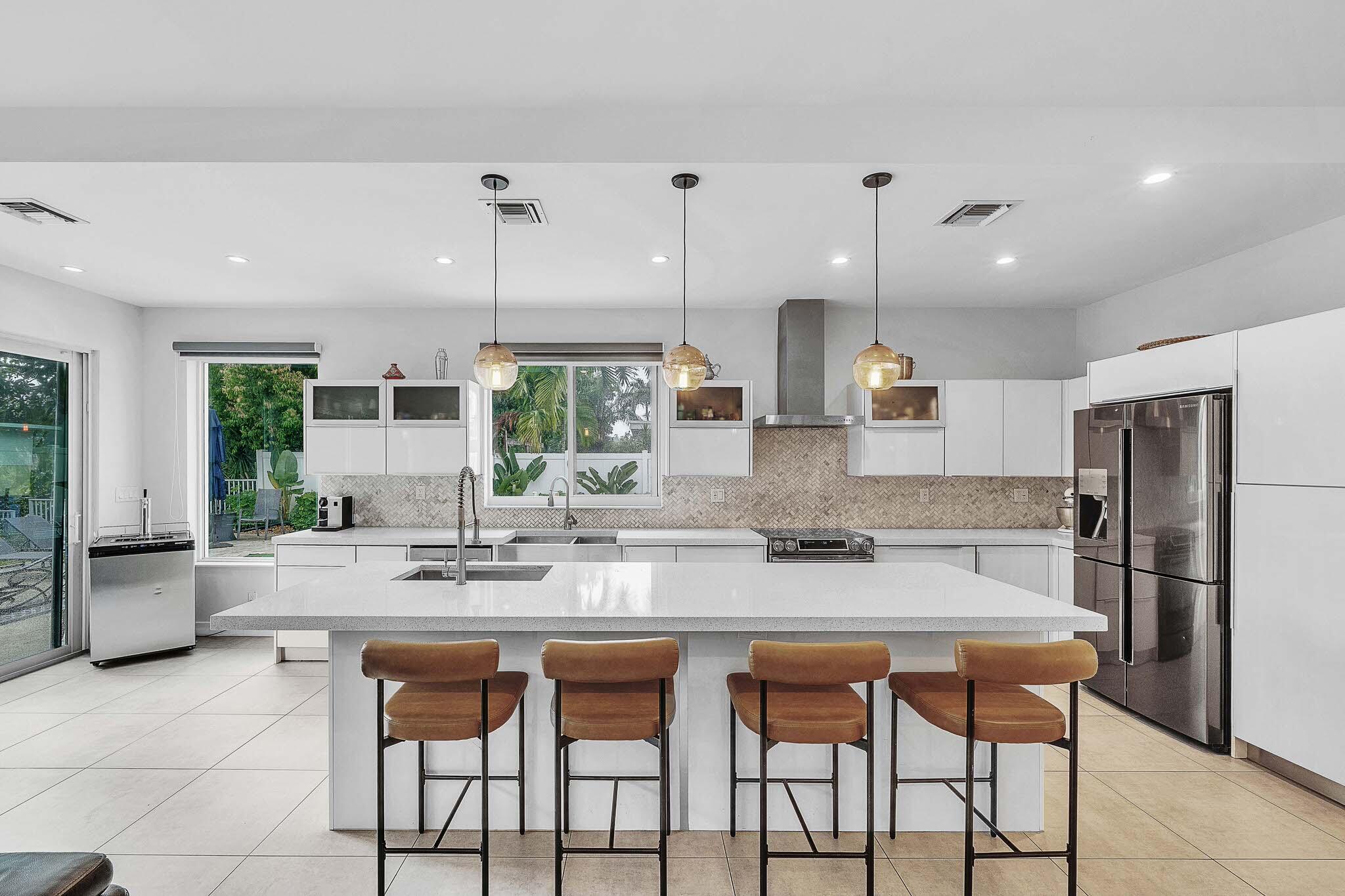19515 Carolina Circle