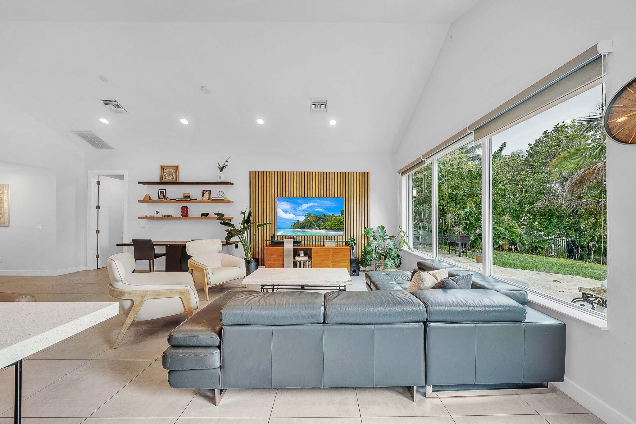 19515 Carolina Circle