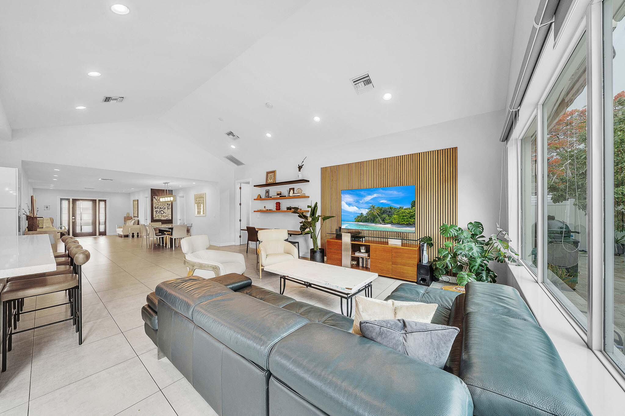 19515 Carolina Circle