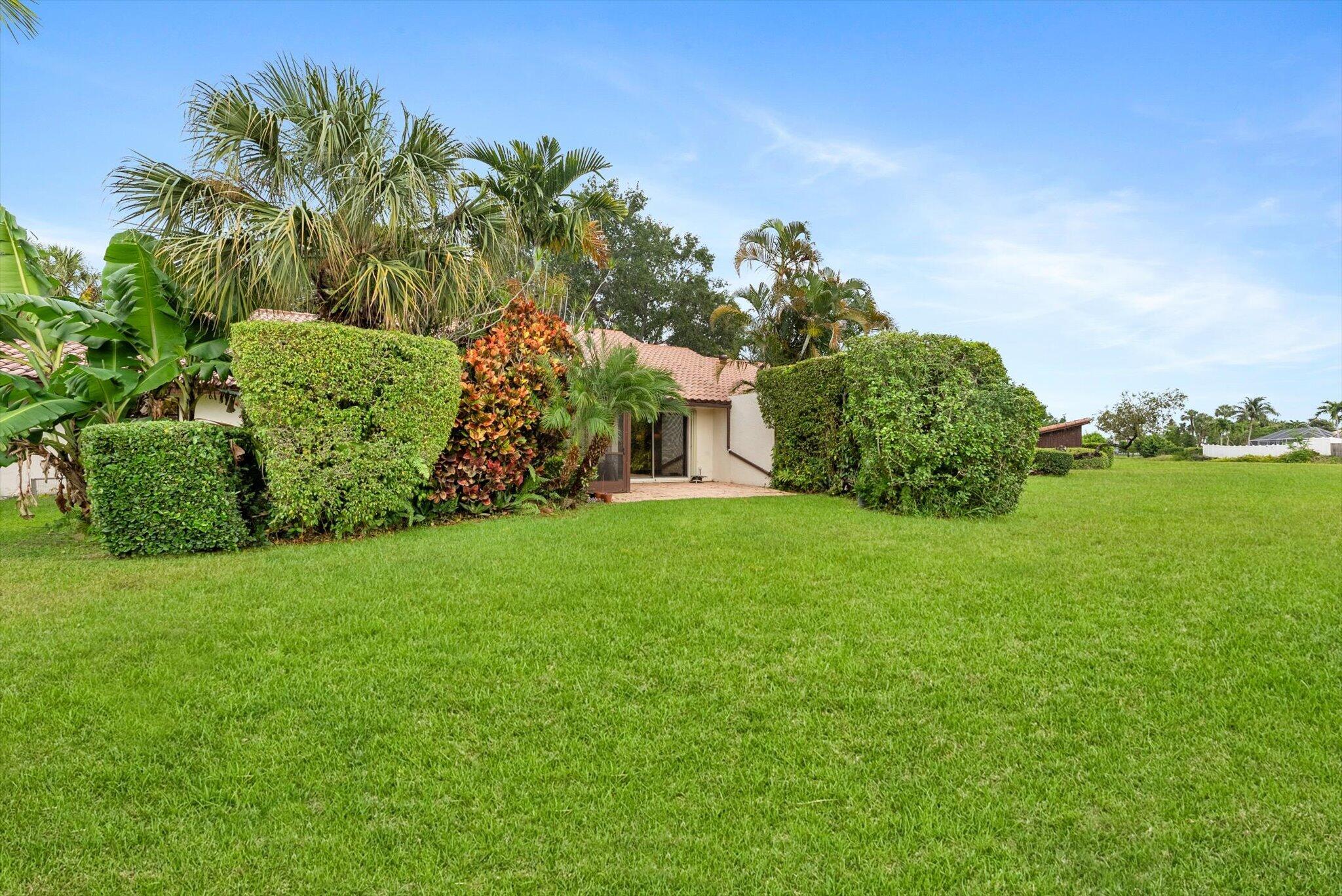 6886 Tiburon Circle