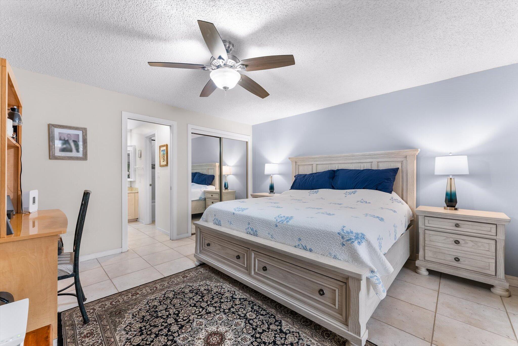 6886 Tiburon Circle
