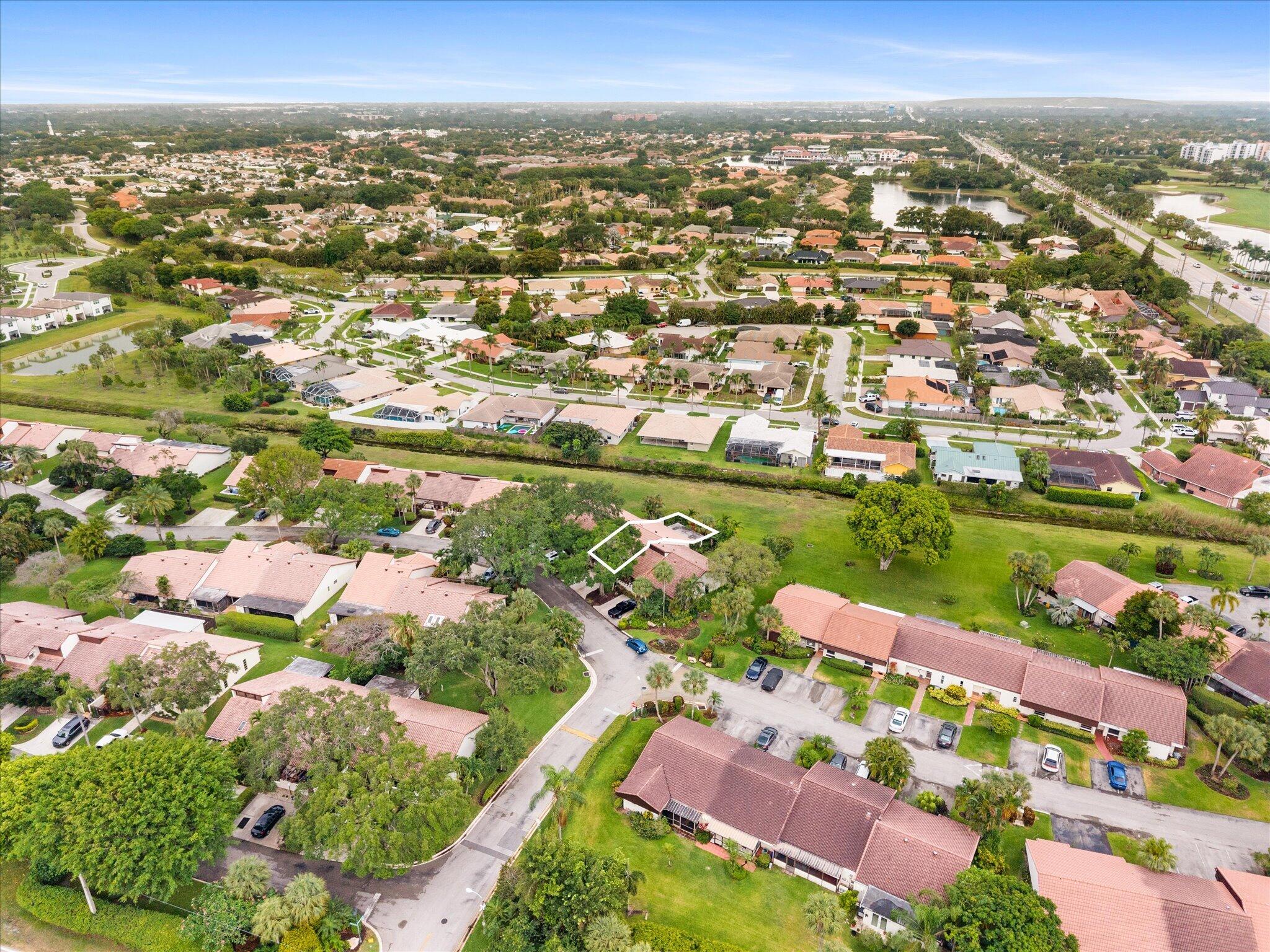 6886 Tiburon Circle