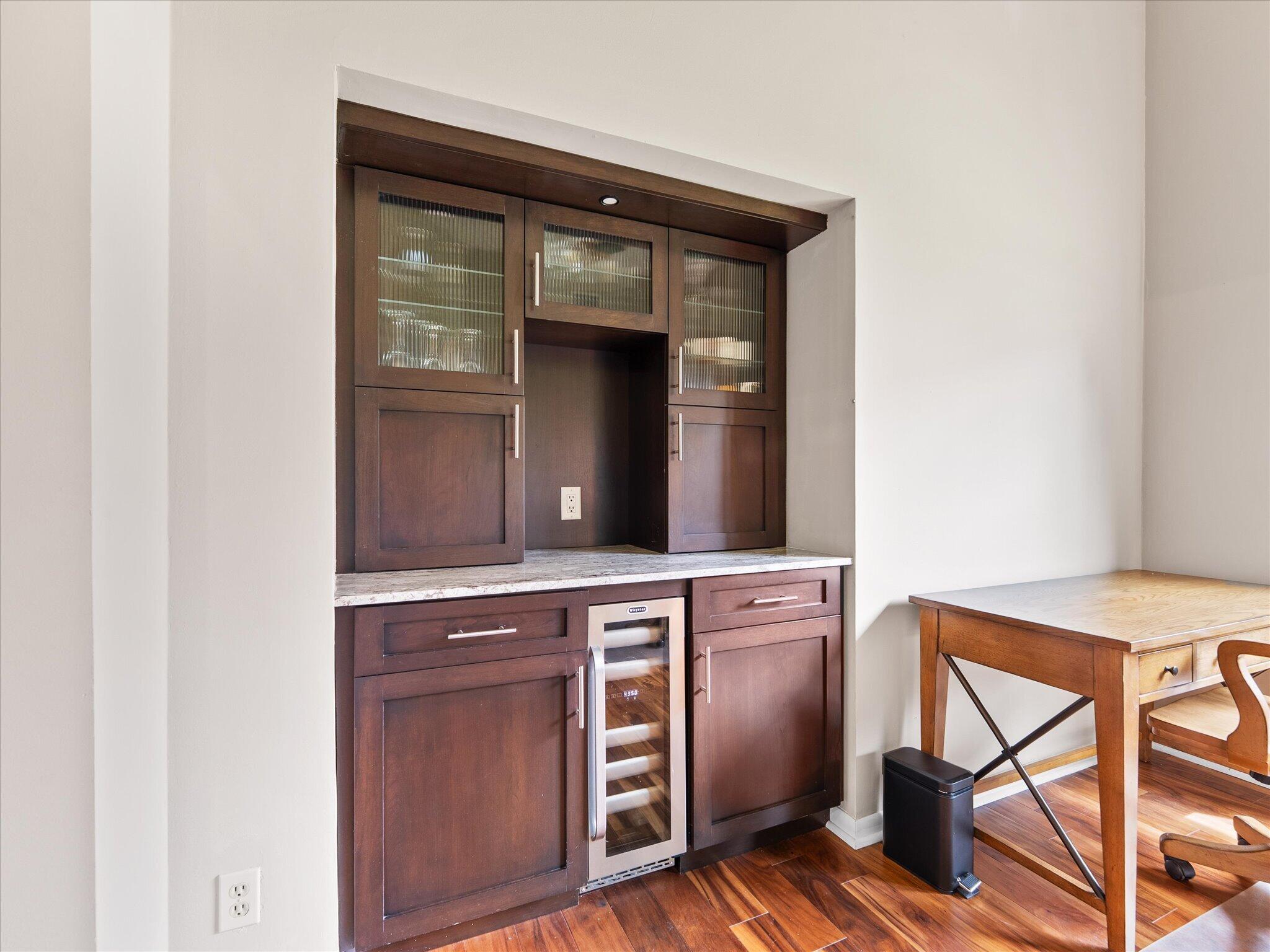7585 Lexington Club Boulevard B