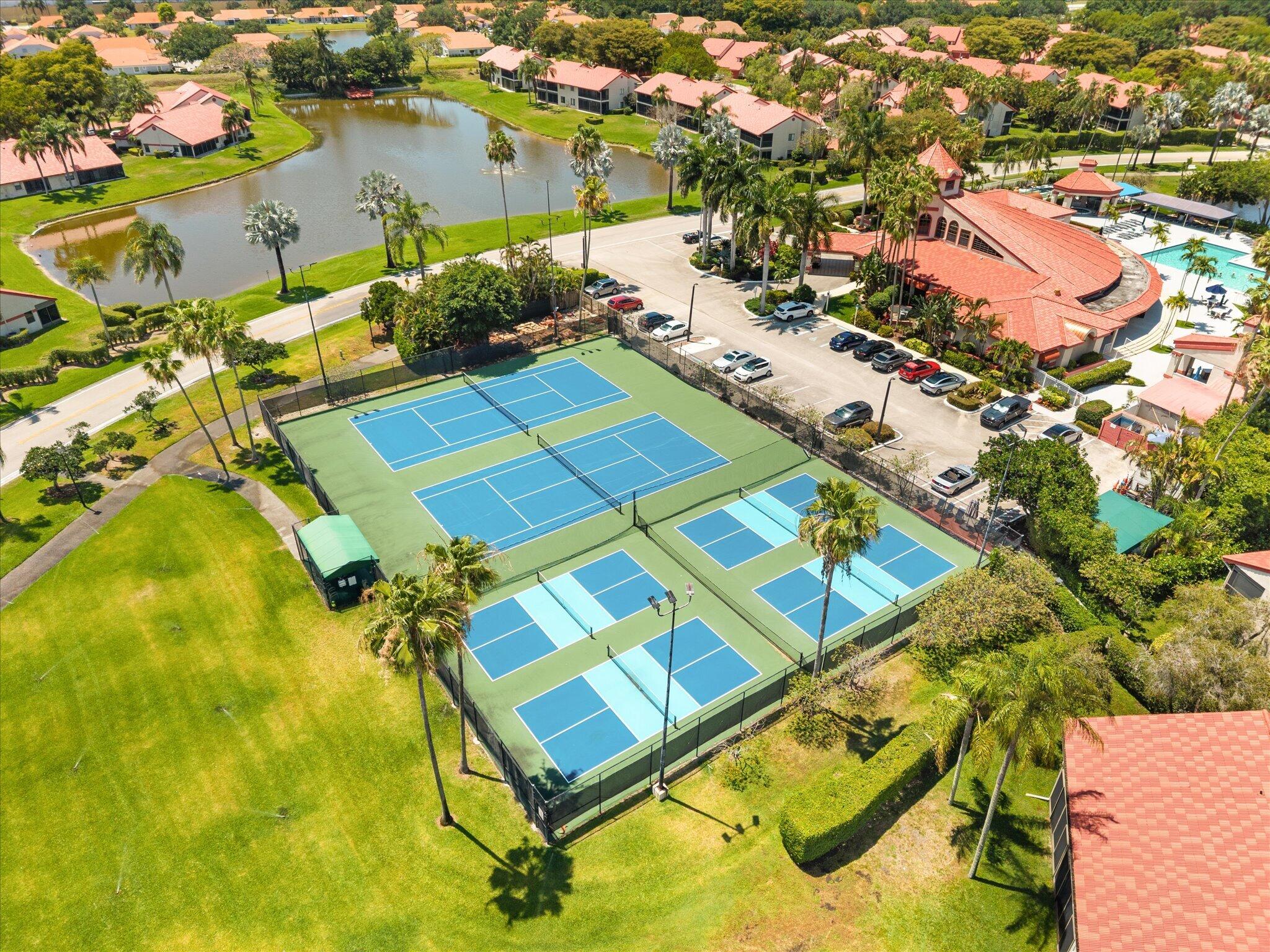 7585 Lexington Club Boulevard B