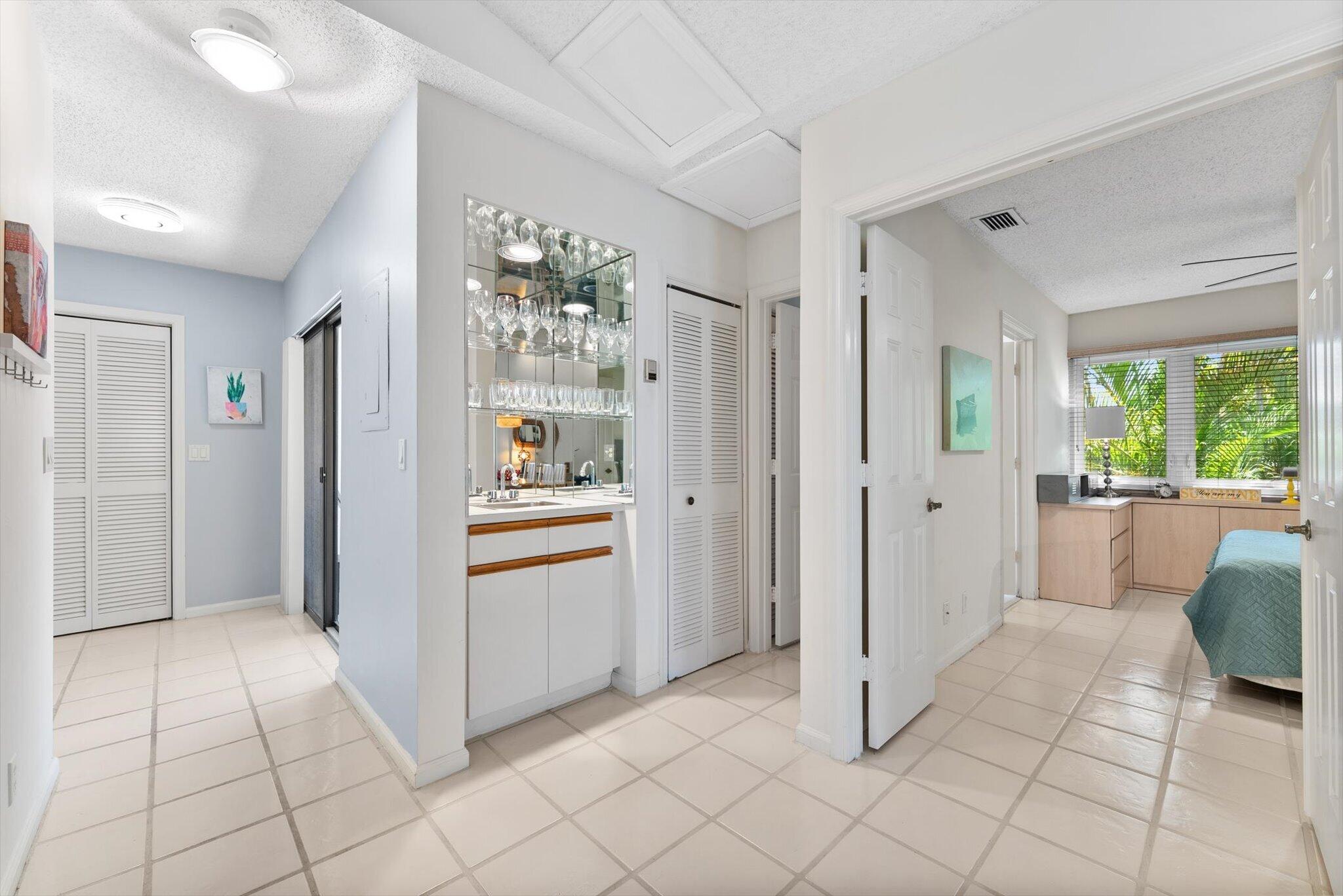 7884 Seville Place 1302
