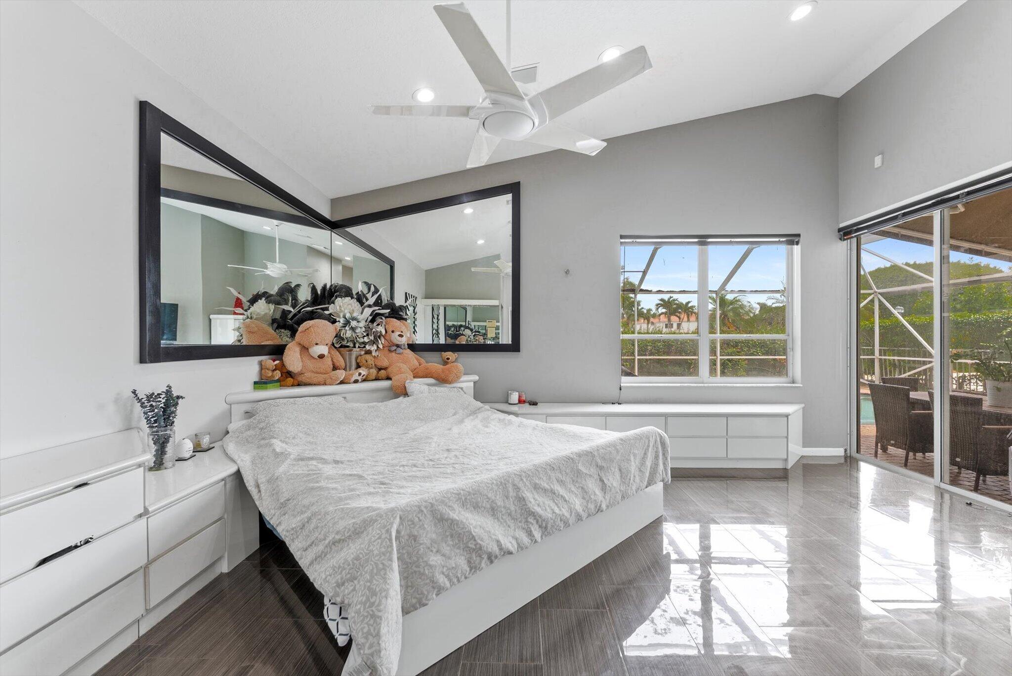 3938 Redondo Court